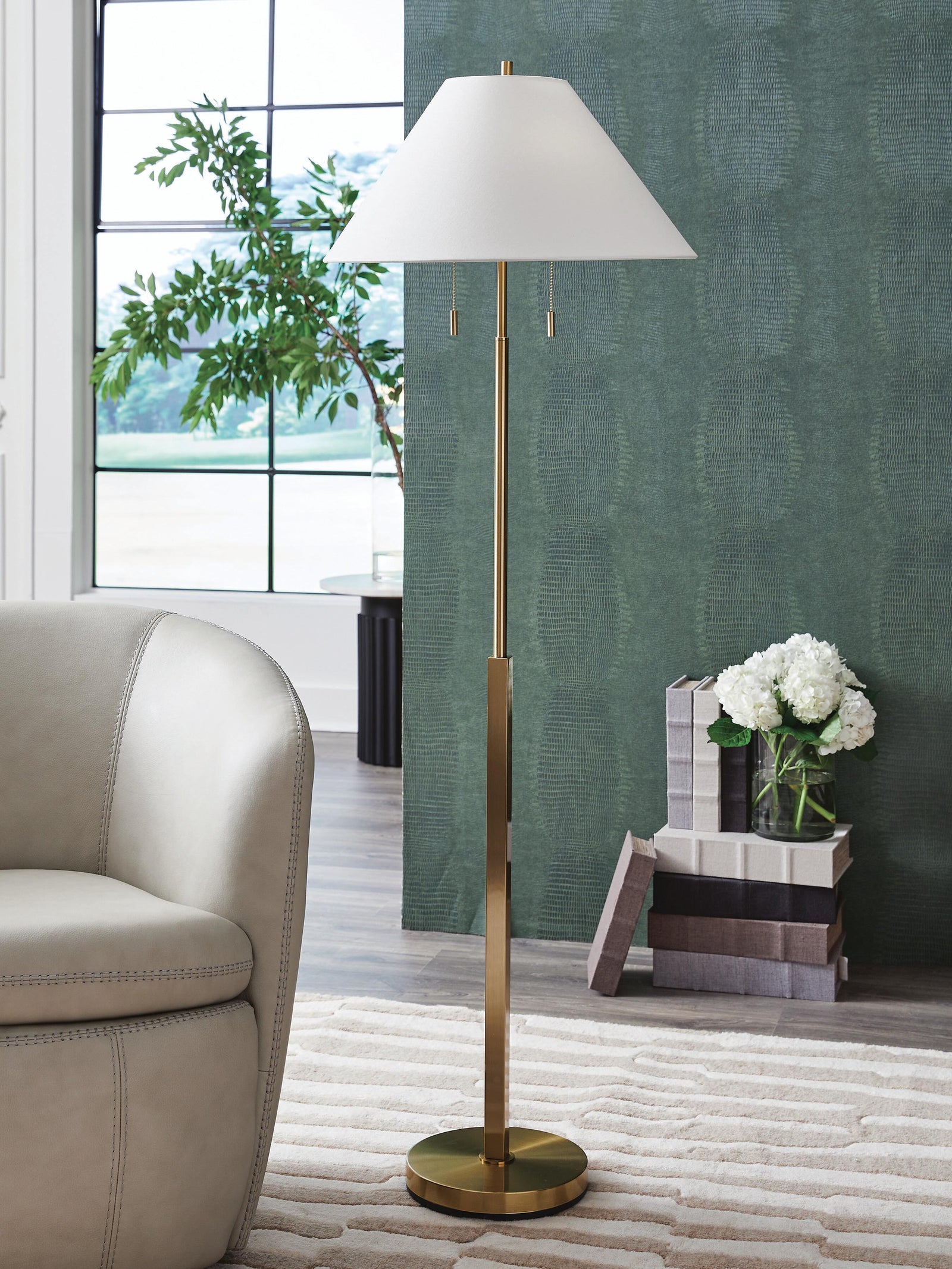 Haigwood Floor Lamp (L208471-SI) - Image 2