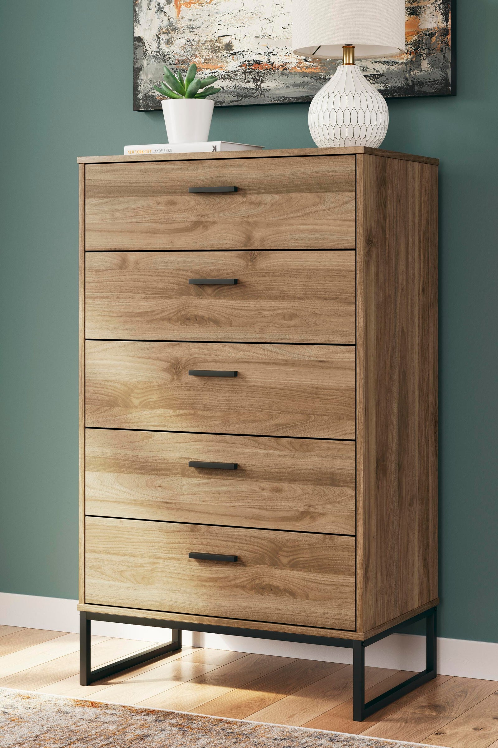 Deanlow Chest of Drawers - Honey (EB1866-SI) - Image 9