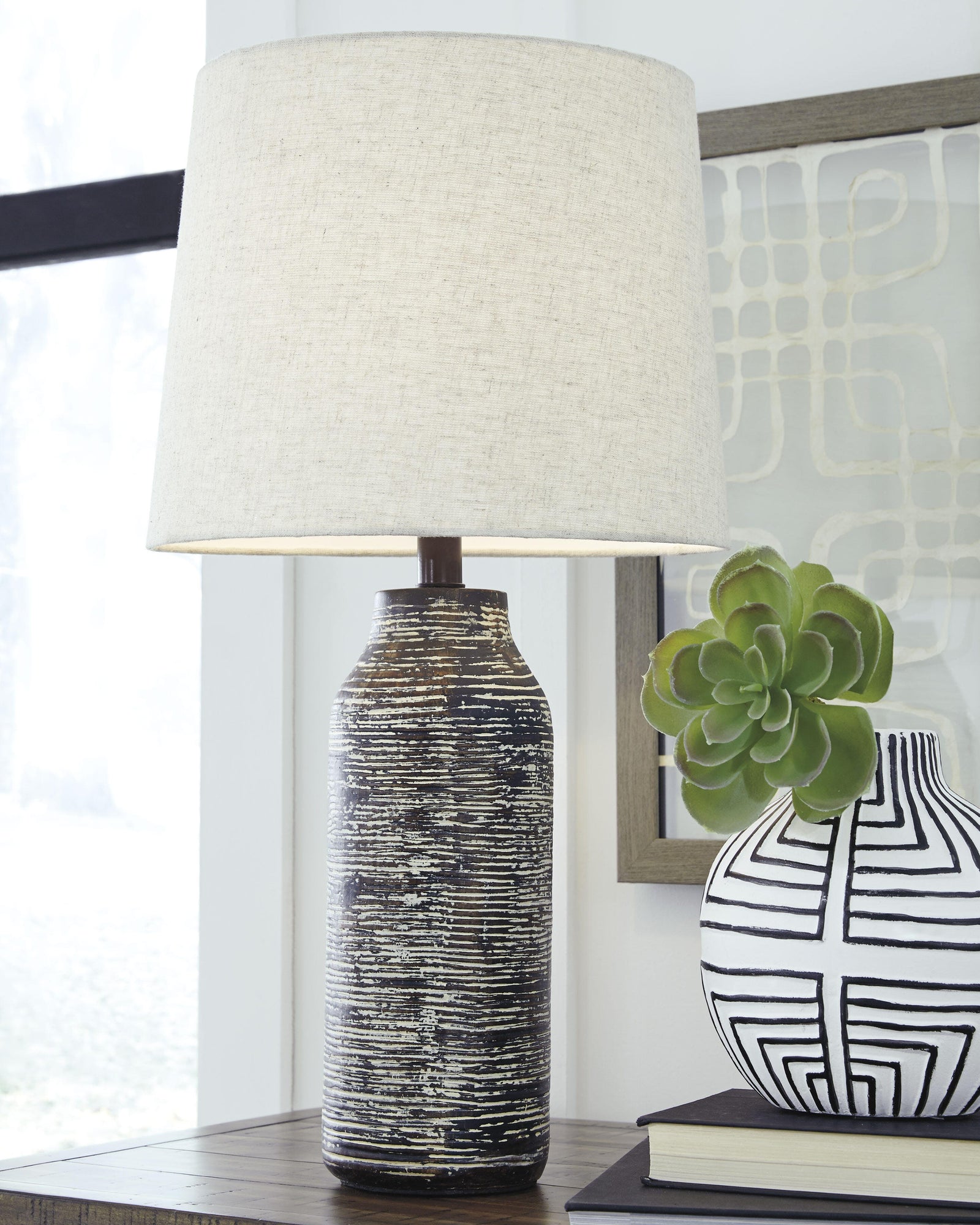 Mahima Table Lamp (Set of 2) (L235584-SI) - Image 2