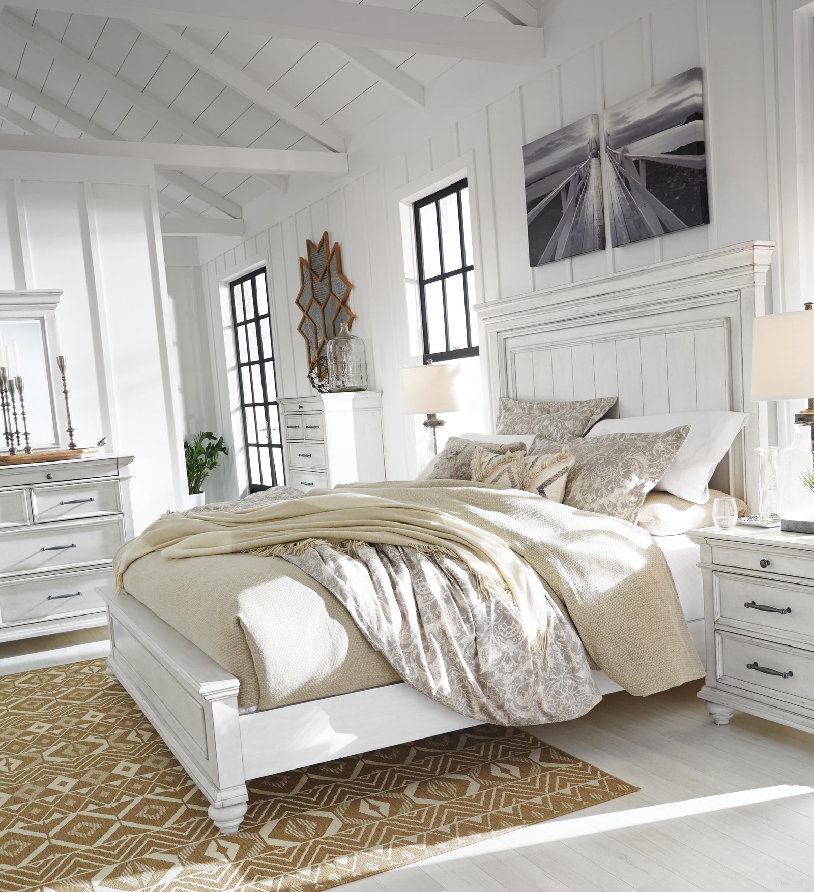 Kanwyn Panel Bed - Whitewash (B777-SI) - Image 15