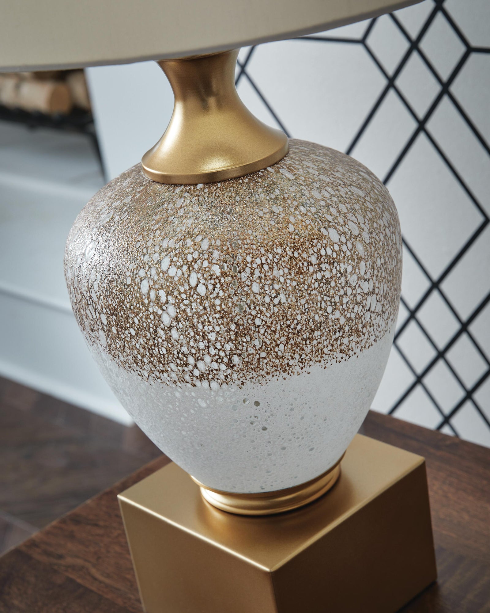 Tavisburg Table Lamp (L430894-SI) - Image 3