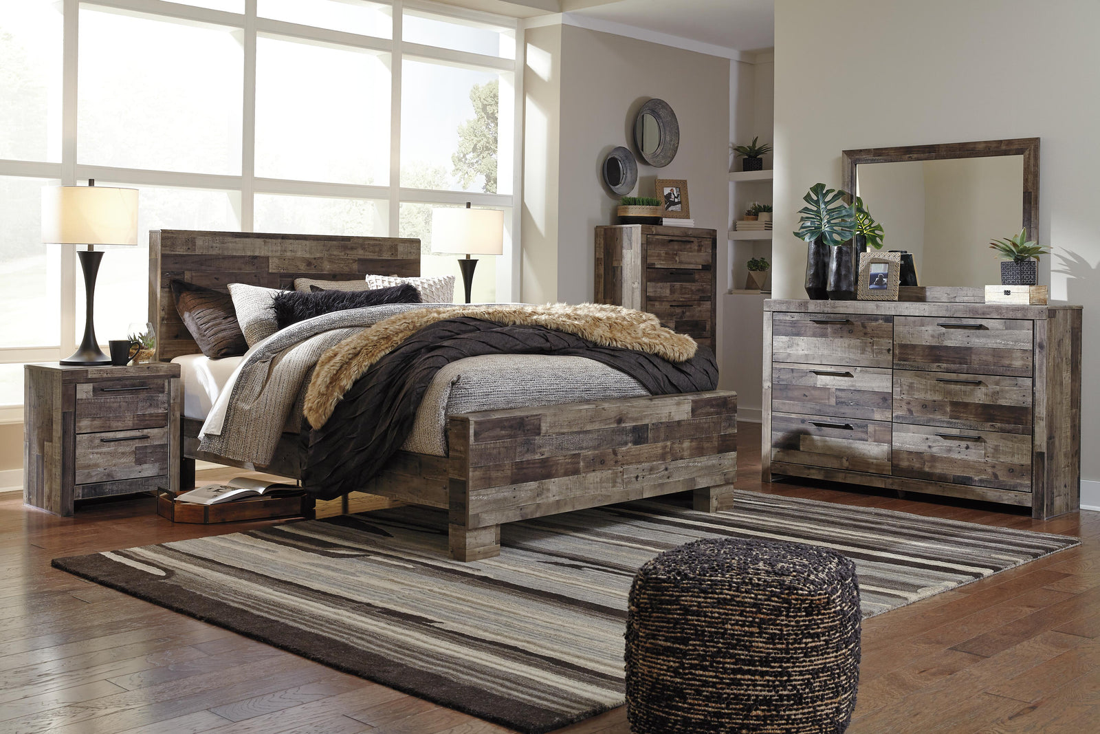 Derekson Panel Bed - Multi Gray (B200-SI) - Image 4
