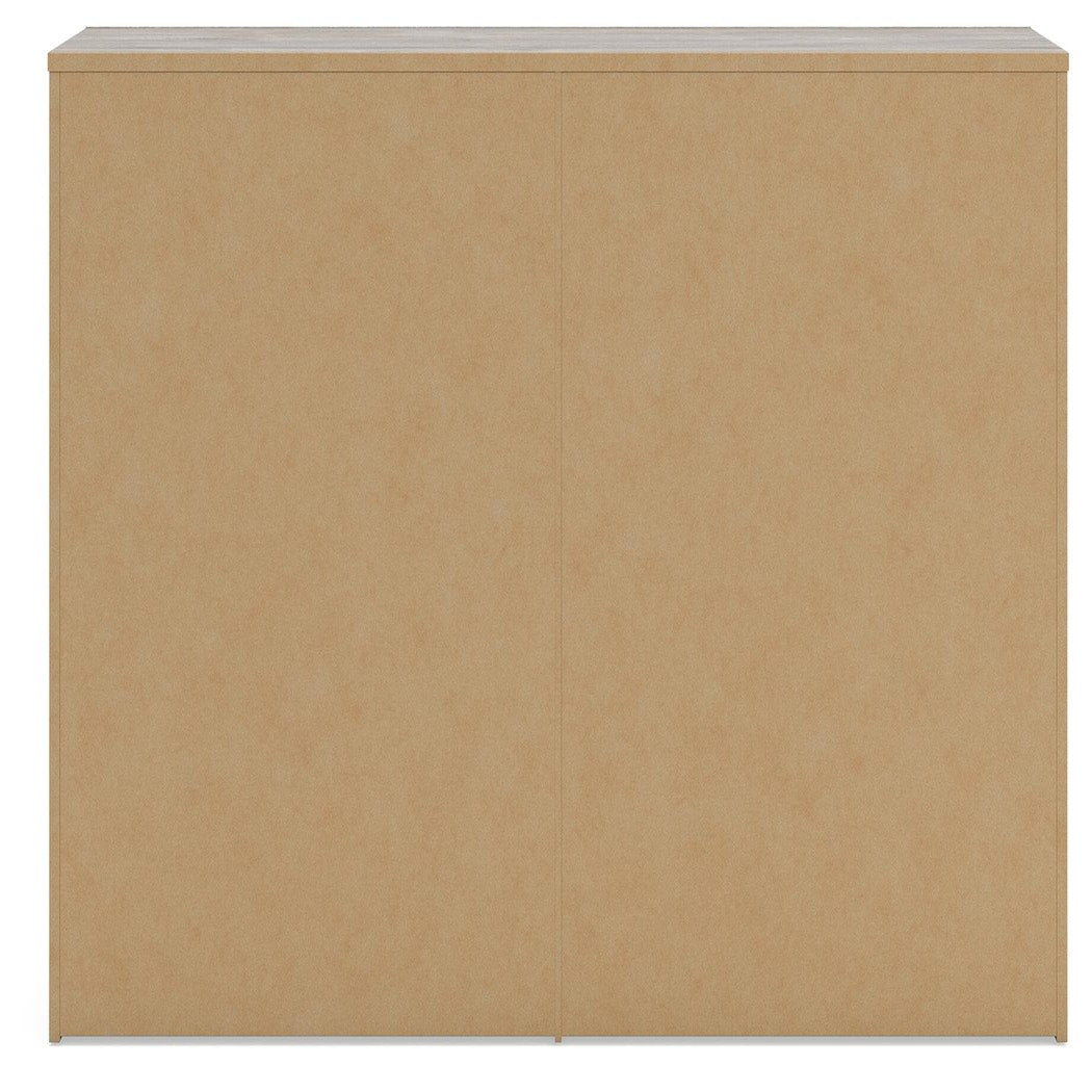 Broachmyn King Panel Bed, Dresser and Nightstand (PCB1120-SI) - Image 6