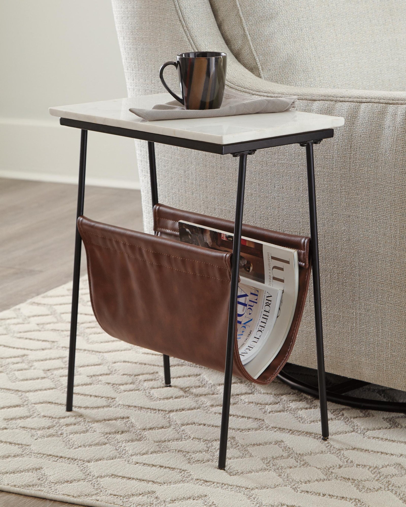 Etanbury Accent Table (A4000254-SI) - Image 2