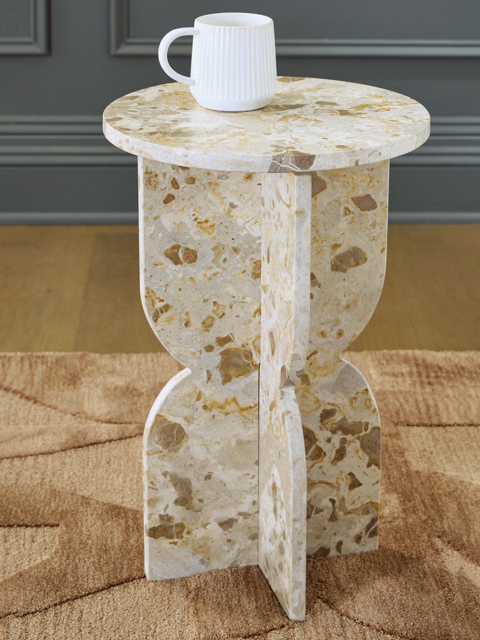Treygan Accent Table (A4000647-SI) - Image 2