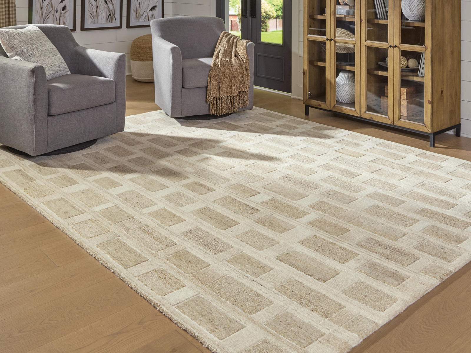 Lisgrove 78 x 10 Area Rug (R40771-SI) - Image 4