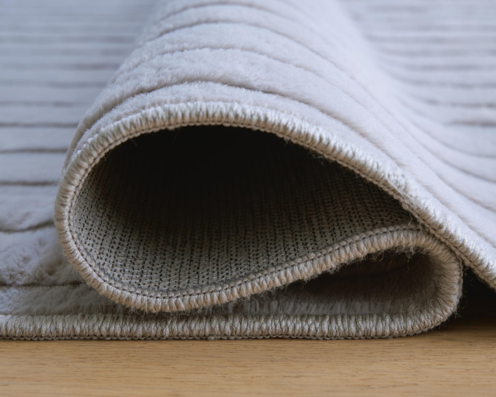 Worthley Washable 8 x 10 Area Rug (R40745-SI) - Image 6