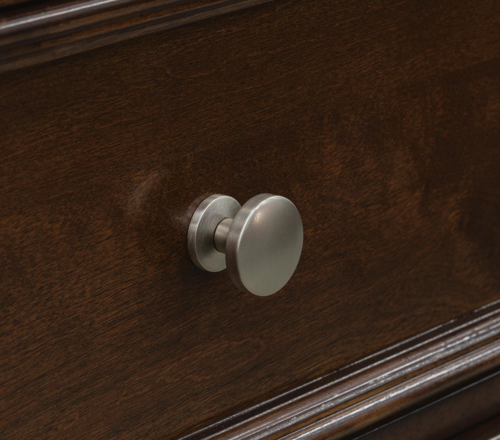Danabrin Chest of Drawers - Brown (B685-SI) - Image 11