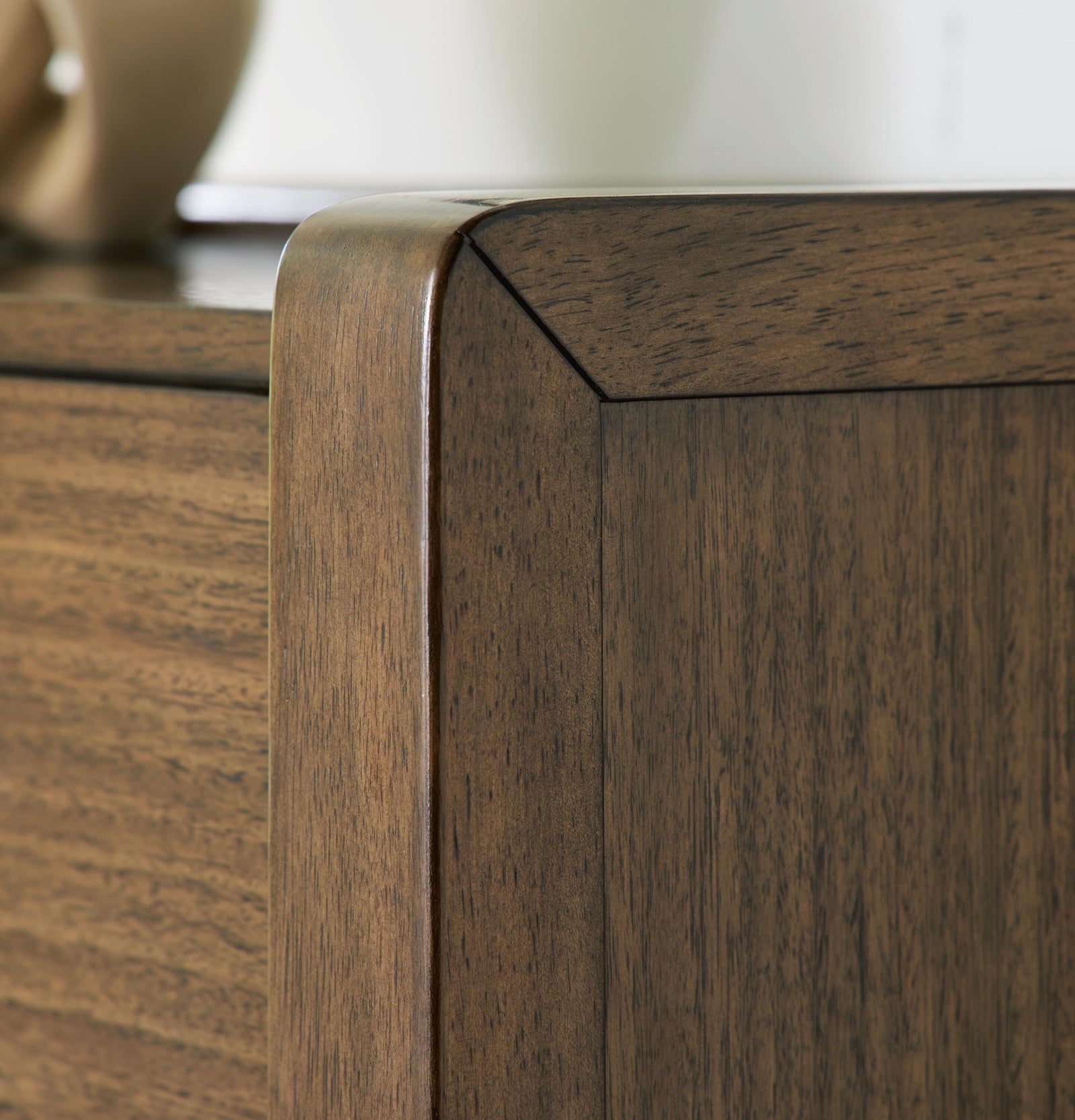 Marxmore Chest of Drawers - Brown (B863-SI) - Image 6