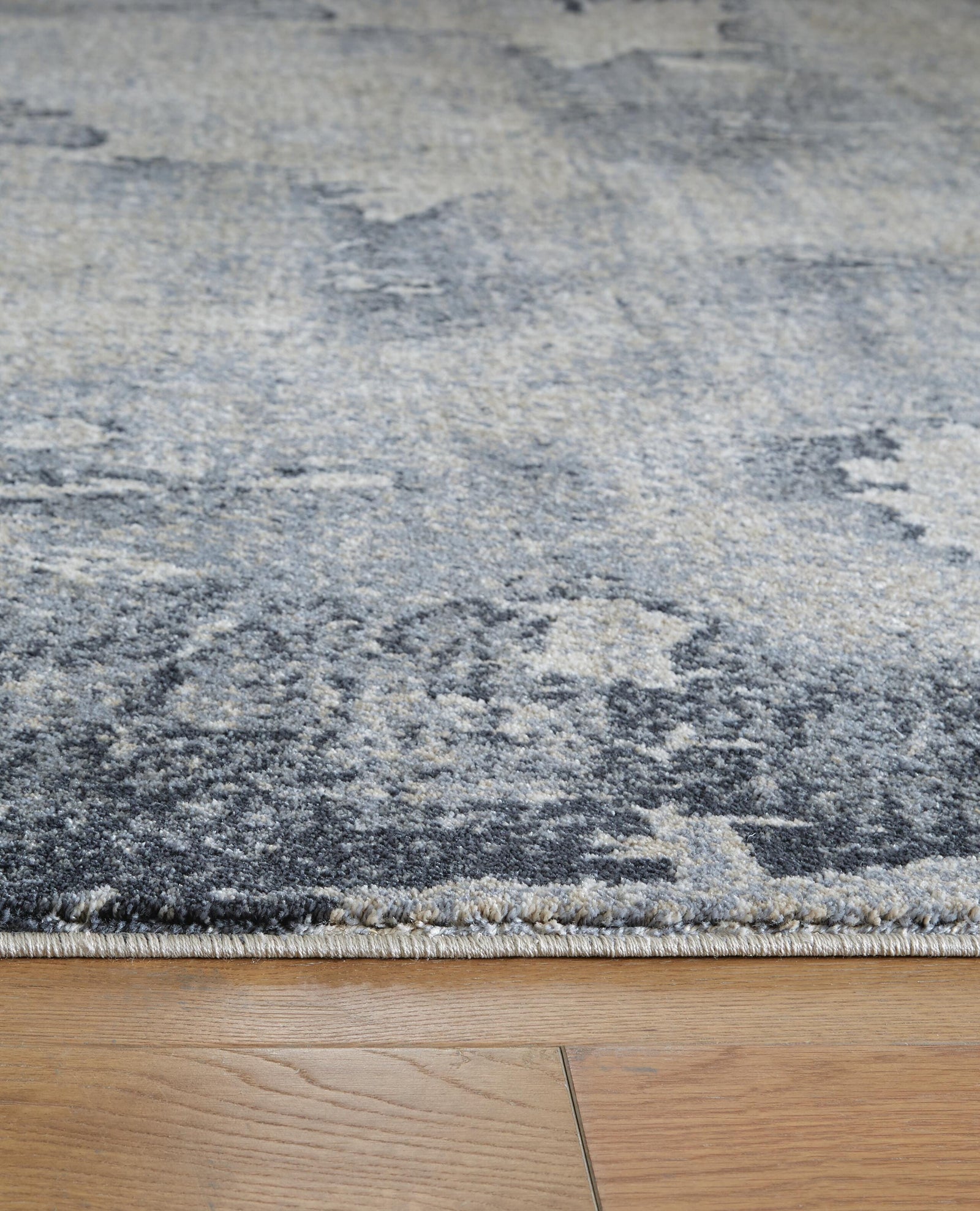 Langrich 53 x 73 Rug (R40613-SI) - Image 3