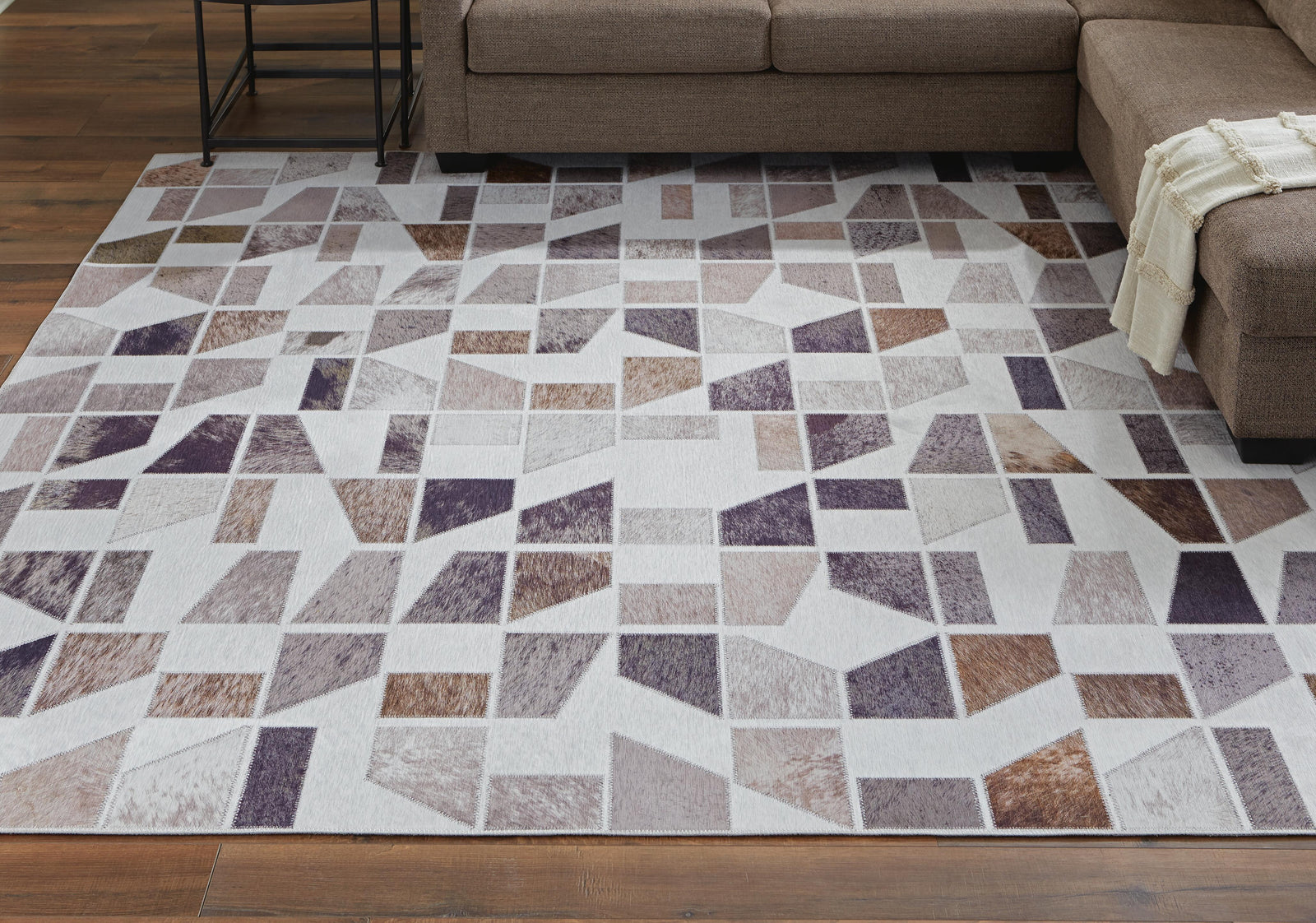 Jettner 710 x 10 Rug (R40578-SI) - Image 4