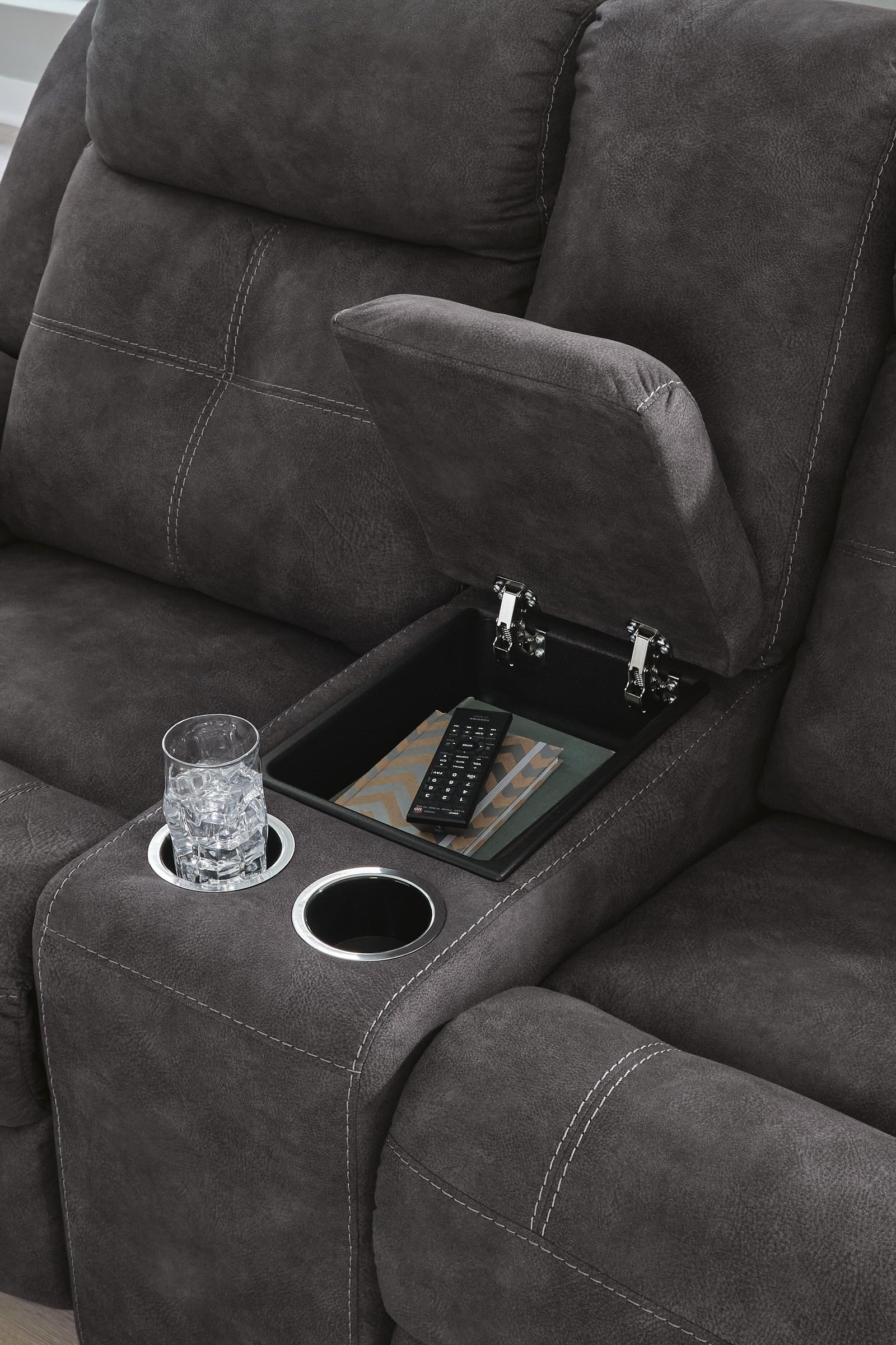 Brysonview Reclining Loveseat with Console (63605-SI) - Image 8