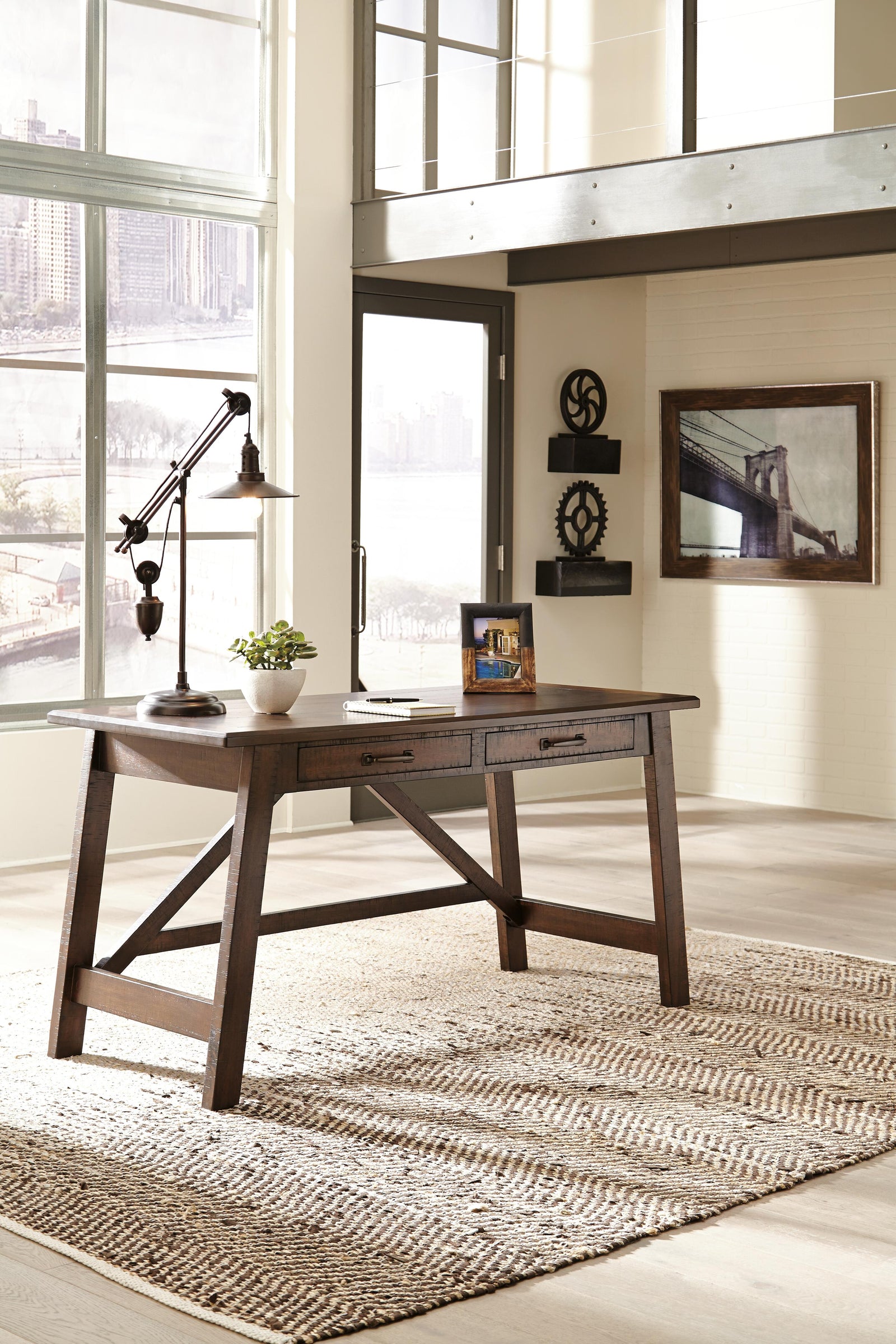 Baldridge Home Office Desk (H675-SI) - Image 4
