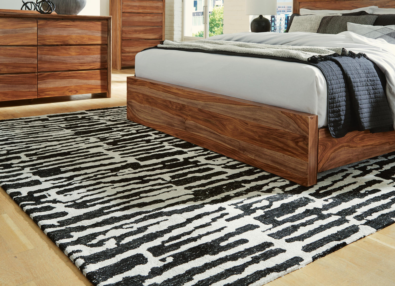 Bramshaw 8 x 10 Rug (R40676-SI) - Image 6