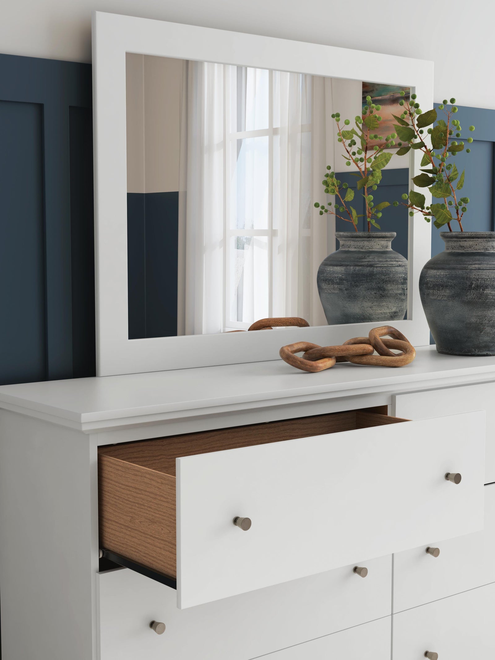 Bostwick Shoals Dresser and Mirror - White (B139-SI) - Image 9