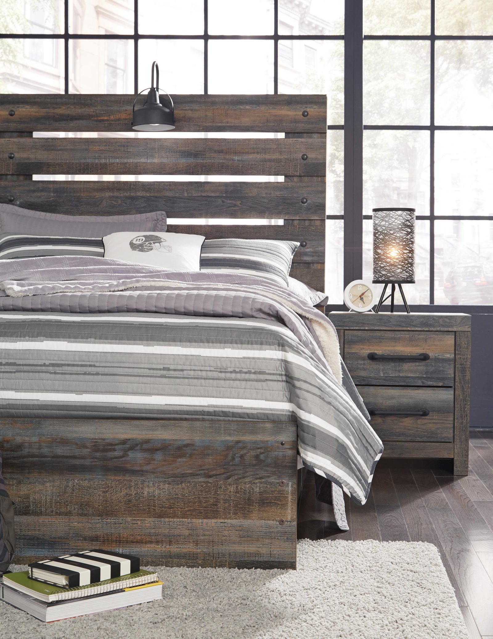 Drystan Panel Bed and 2 Nightstands - Multi (B211-SI) - Image 8