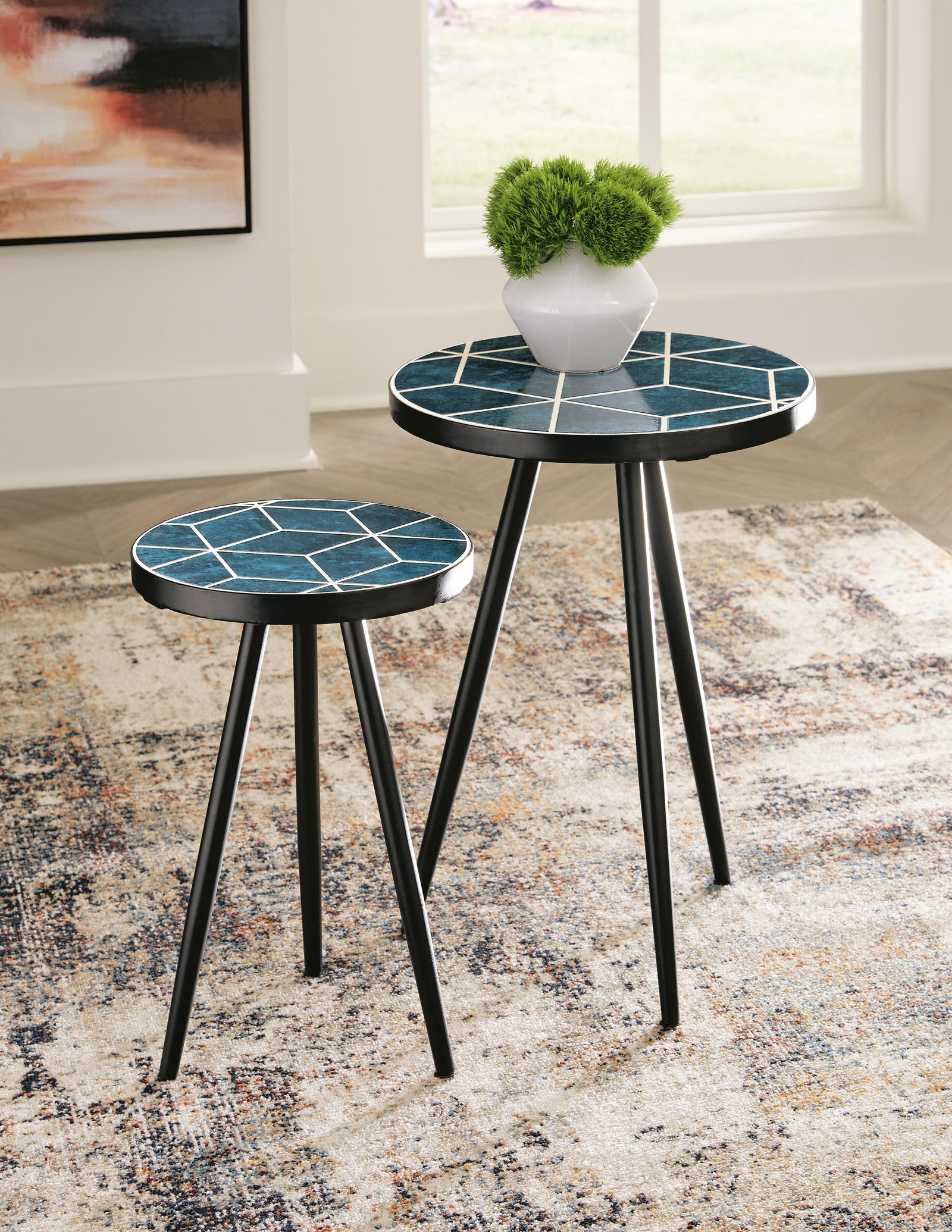 Clairbelle Accent Table (Set of 2) (A4000523-SI) - Image 4