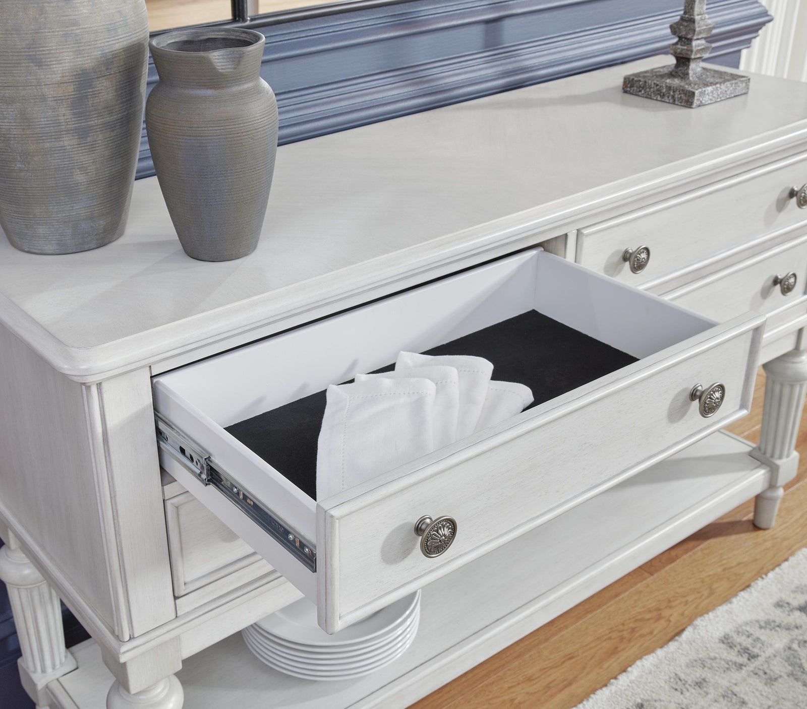 Montelaine Dining Server (D795-SI) - Image 7