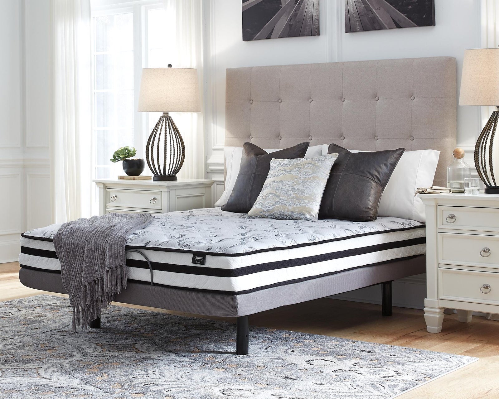 8 Inch Chime Innerspring King Mattress in a Box (M695-SI) - Image 2