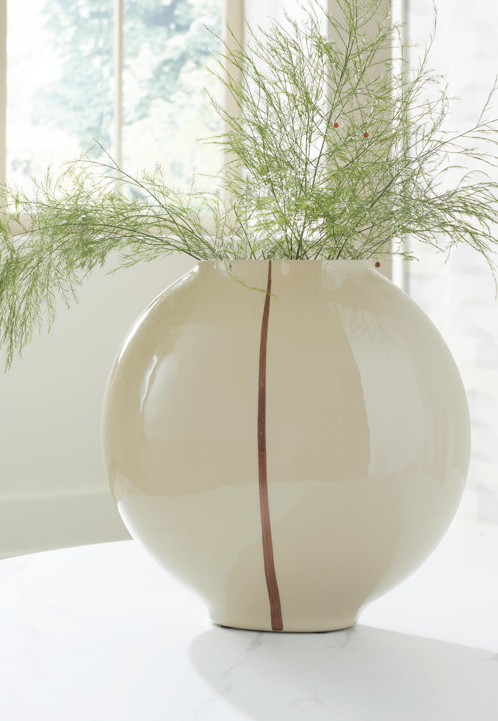 Sheabourne Vase (A2000702-SI) - Image 3