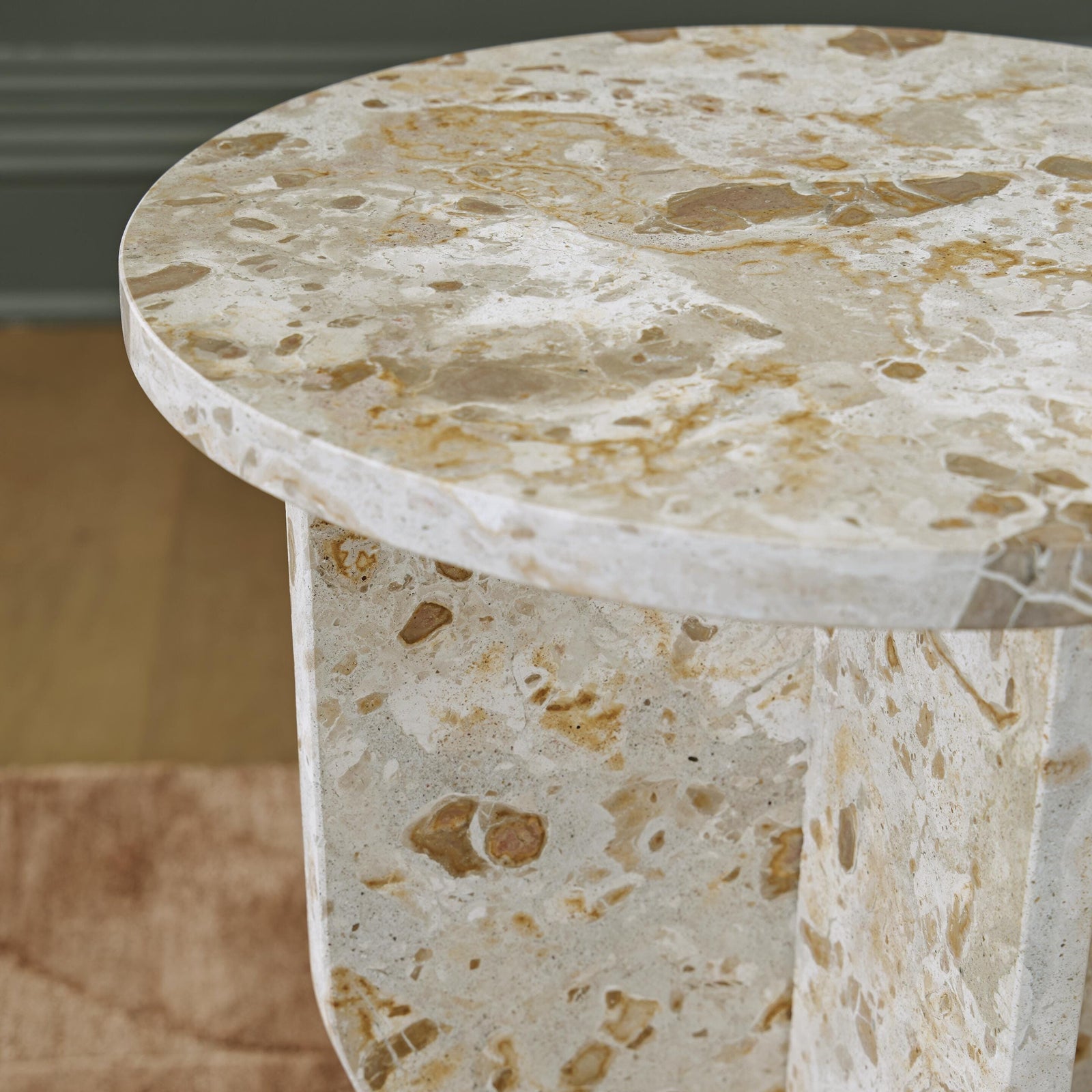 Treygan Accent Table (A4000647-SI) - Image 4