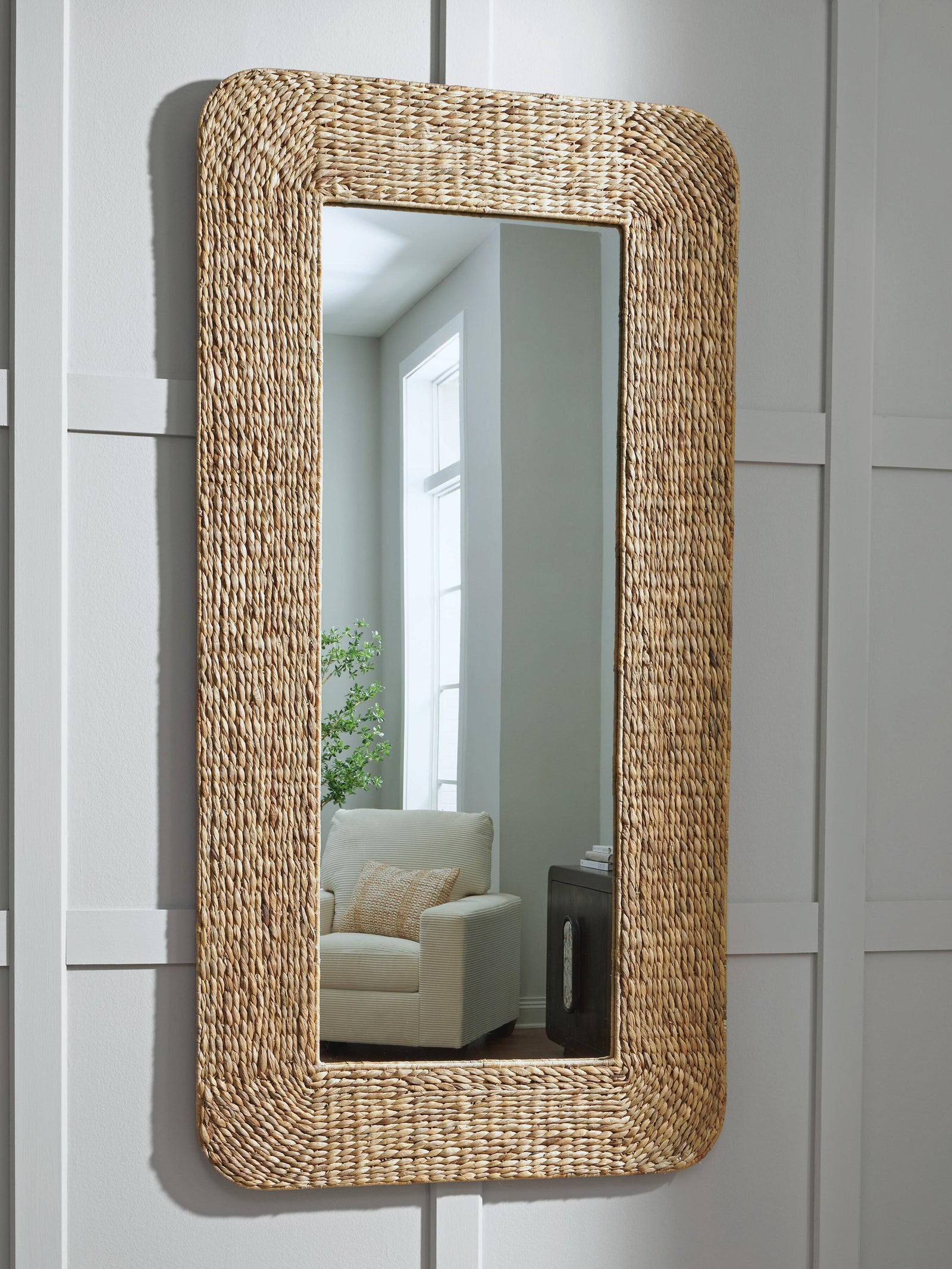 Norigan Floor Mirror (A8010438-SI) - Image 2