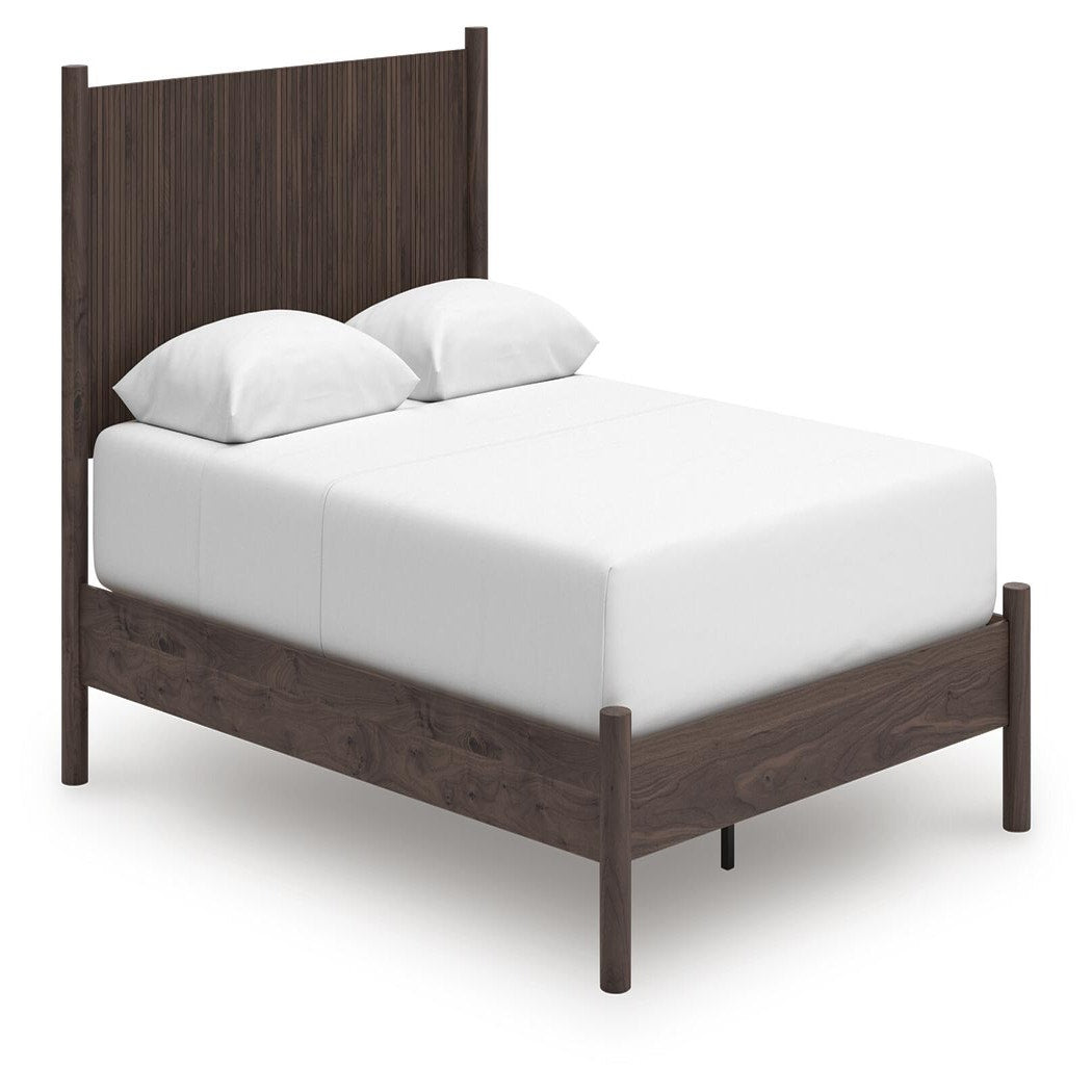 Pamytta Queen Panel Platform Bed (PCB2614-SI)