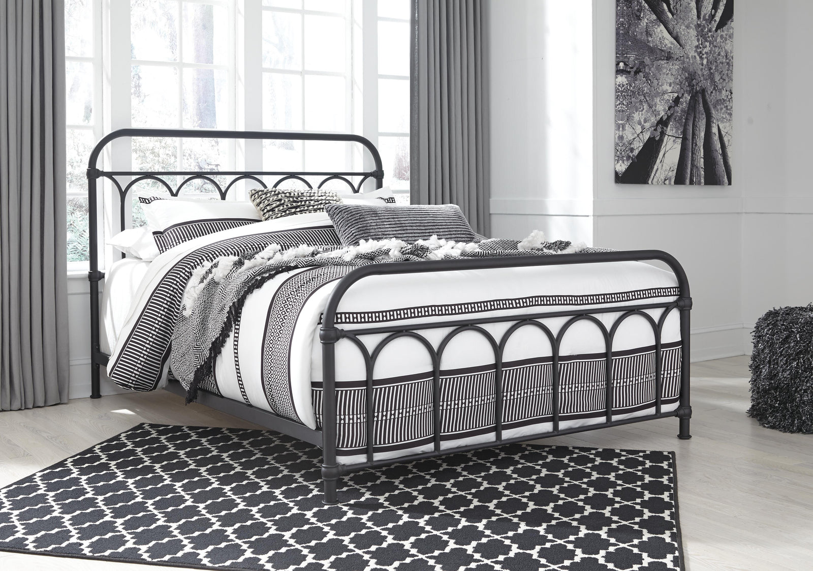 Nashburg Metal Bed - Black (B280-SI) - Image 18
