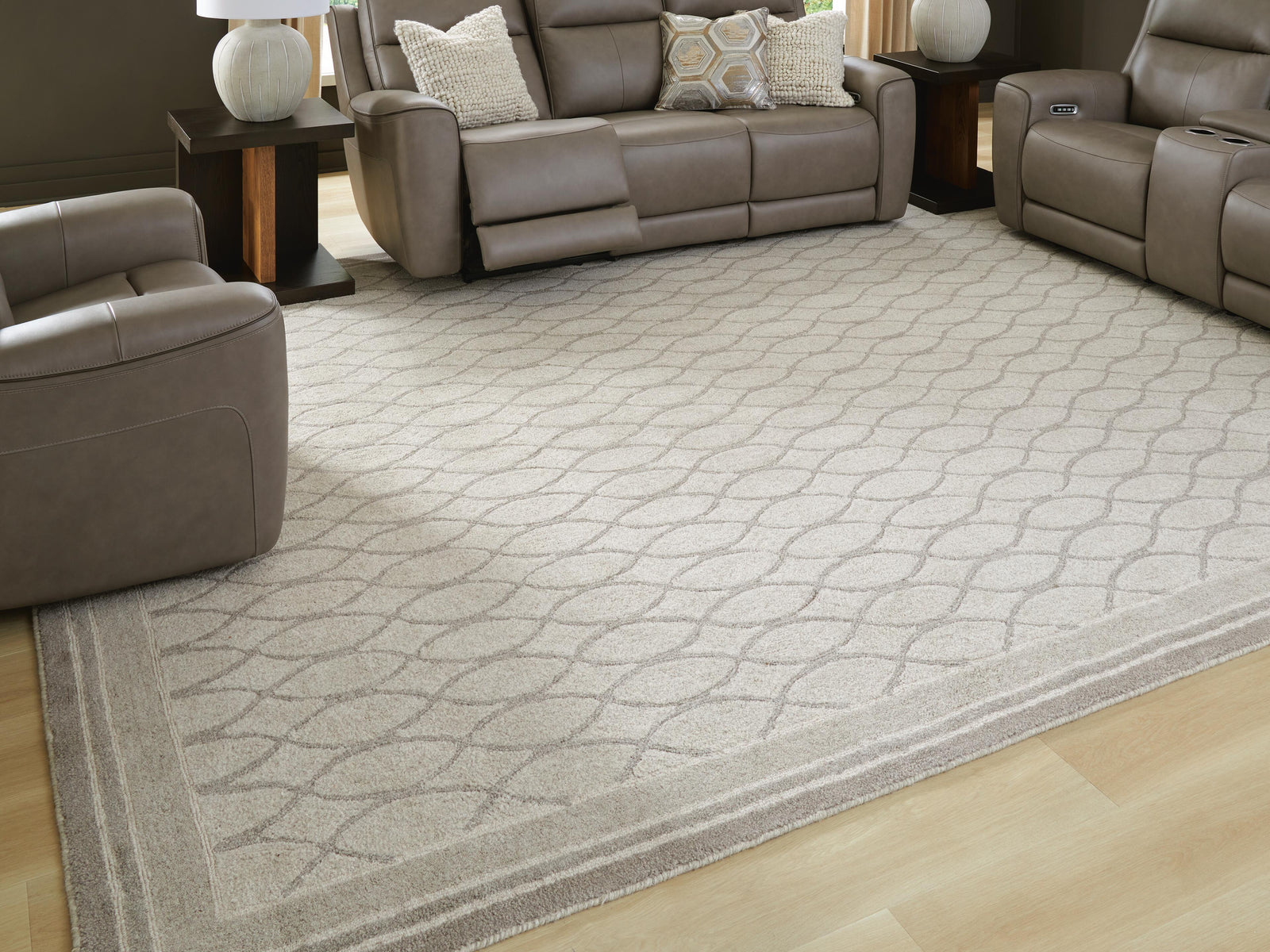 Wimney Extra Large Rug (R40728-SI) - Image 2