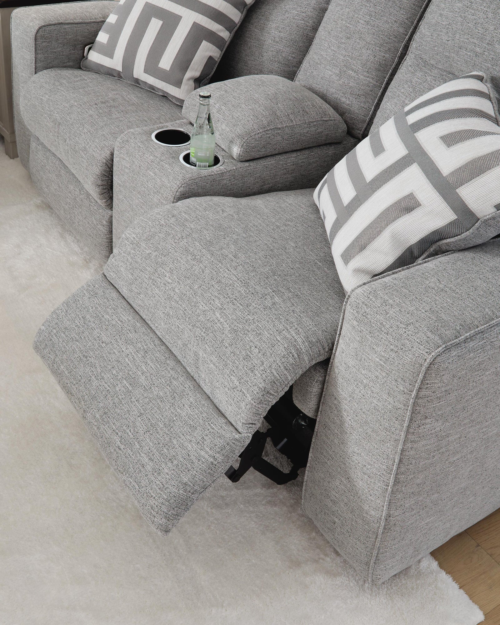 Biscoe Power Reclining Loveseat with Console (90503-SI) - Image 10