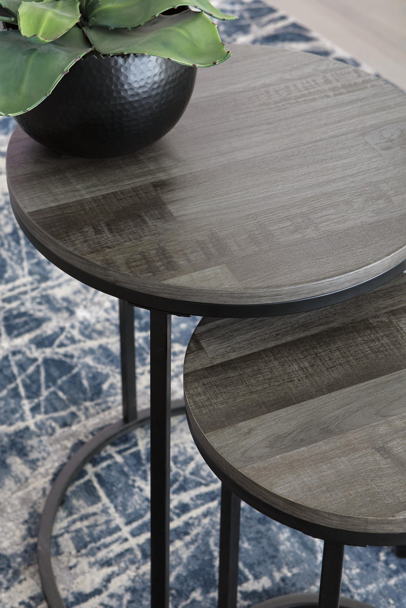 Briarsboro Accent Table (Set of 2) (A4000231-SI) - Image 6