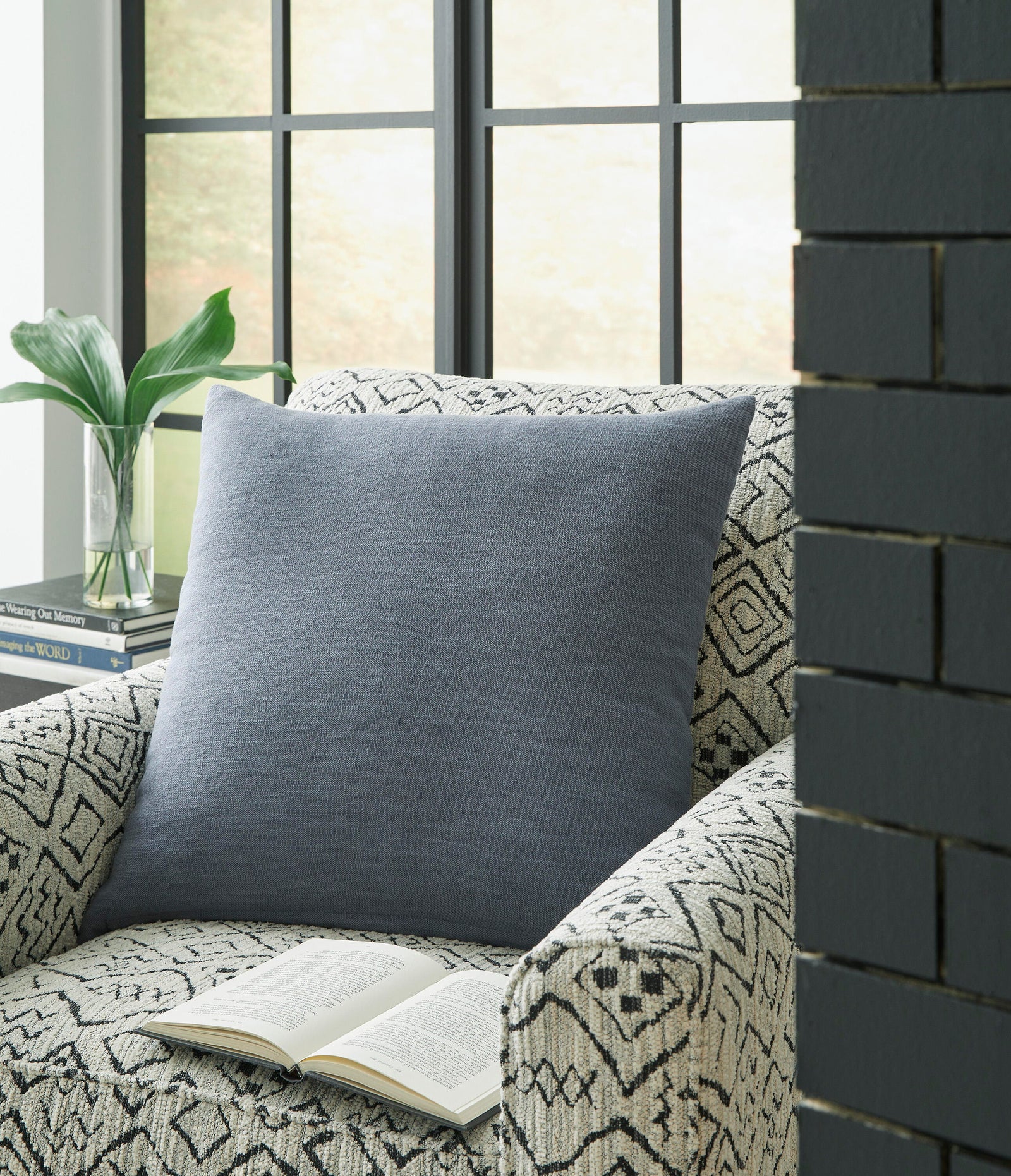 Thaneville Pillow (Set of 4) (A1001041-SI) - Image 4