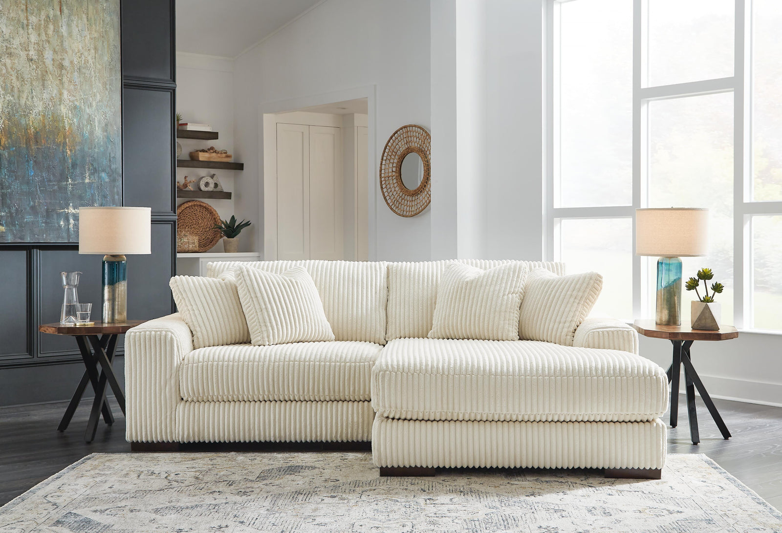 Lindyn 2-Piece Sectional with Chaise (21104-SI) - Image 3