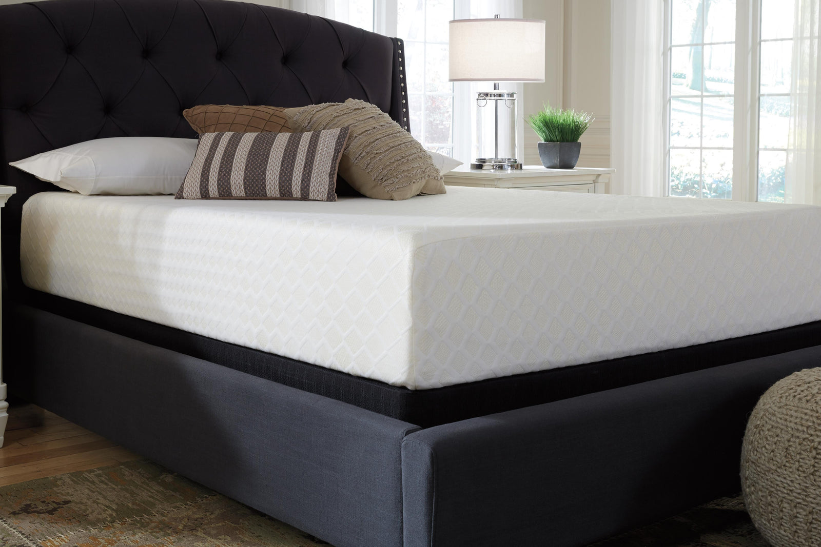 Chime 12 Inch Memory Foam California King Mattress in a Box (M727-SI) - Image 13