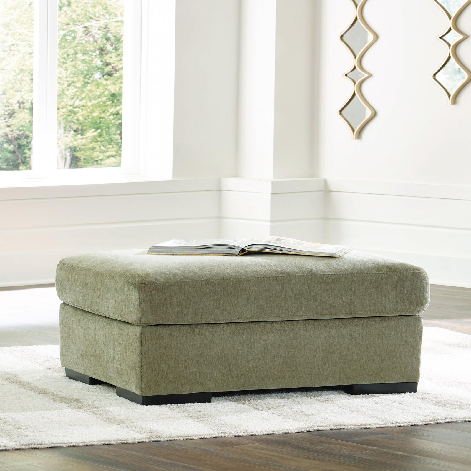 Bridgepoint Right-Arm Facing Sofa (PC69505-SI) - Image 2