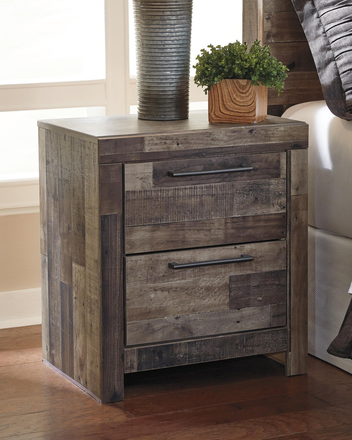 Derekson Panel Storage Bed, Dresser, Mirror and 2 Nightstands - Multi Gray  (B200-SI) - Image 8