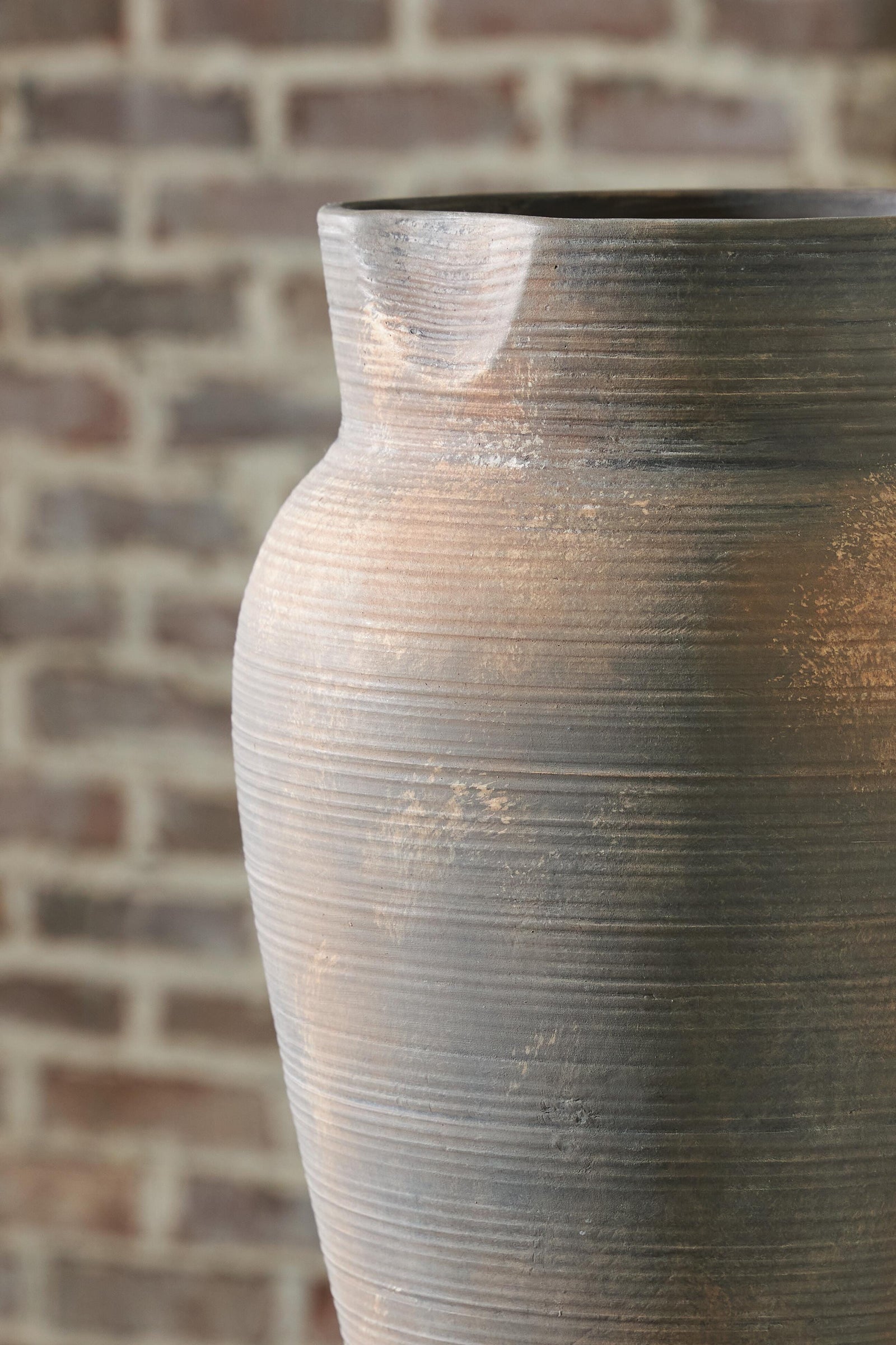 Brickmen Vase (A2000659-SI) - Image 3