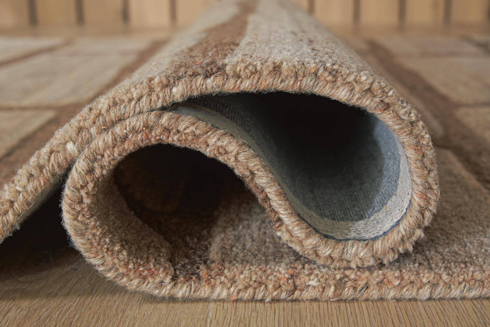 Orest Extra Large Rug (R40798-SI) - Image 3