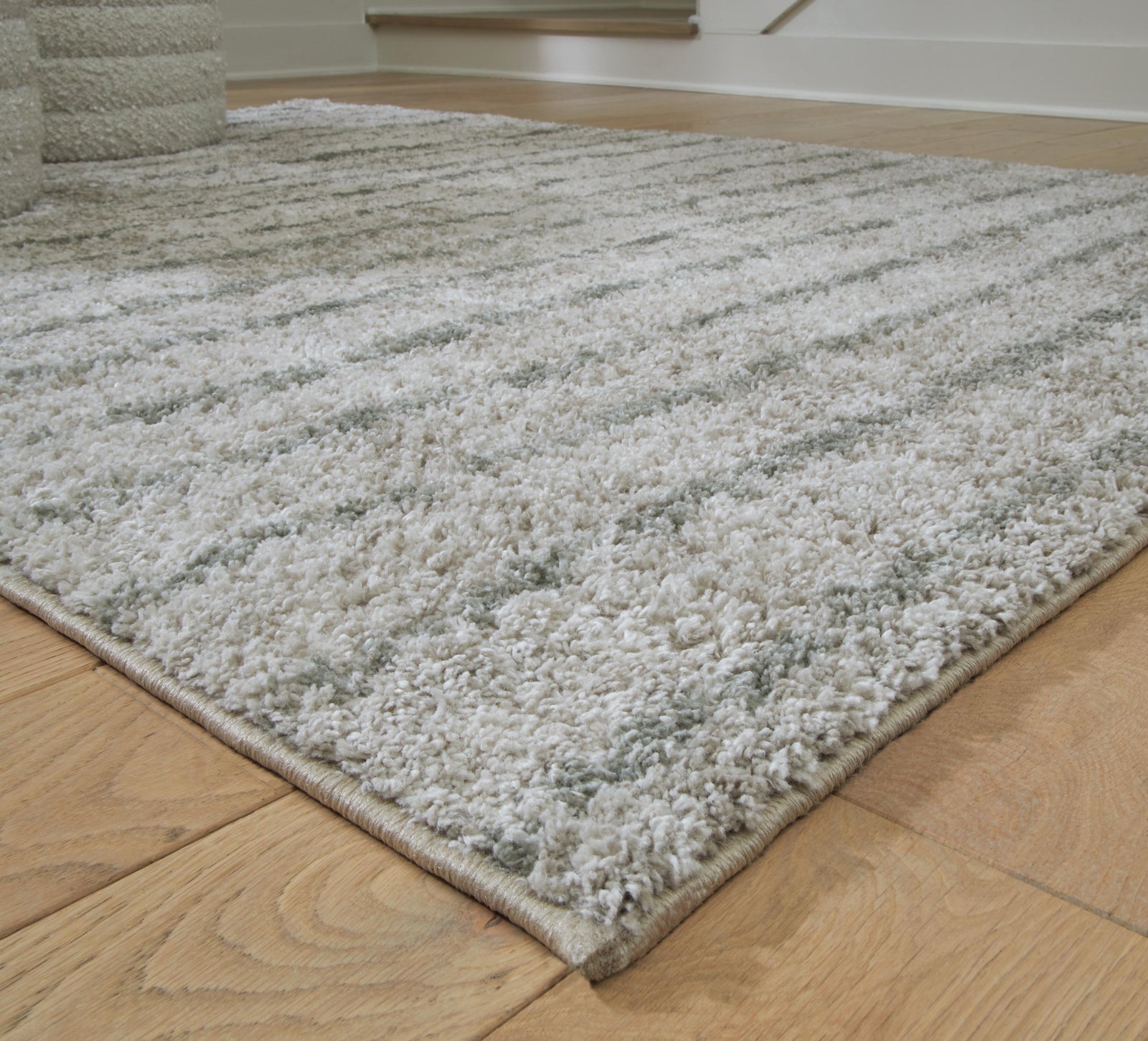 Laddway 5 x 7 Rug (R40688-SI) - Image 3