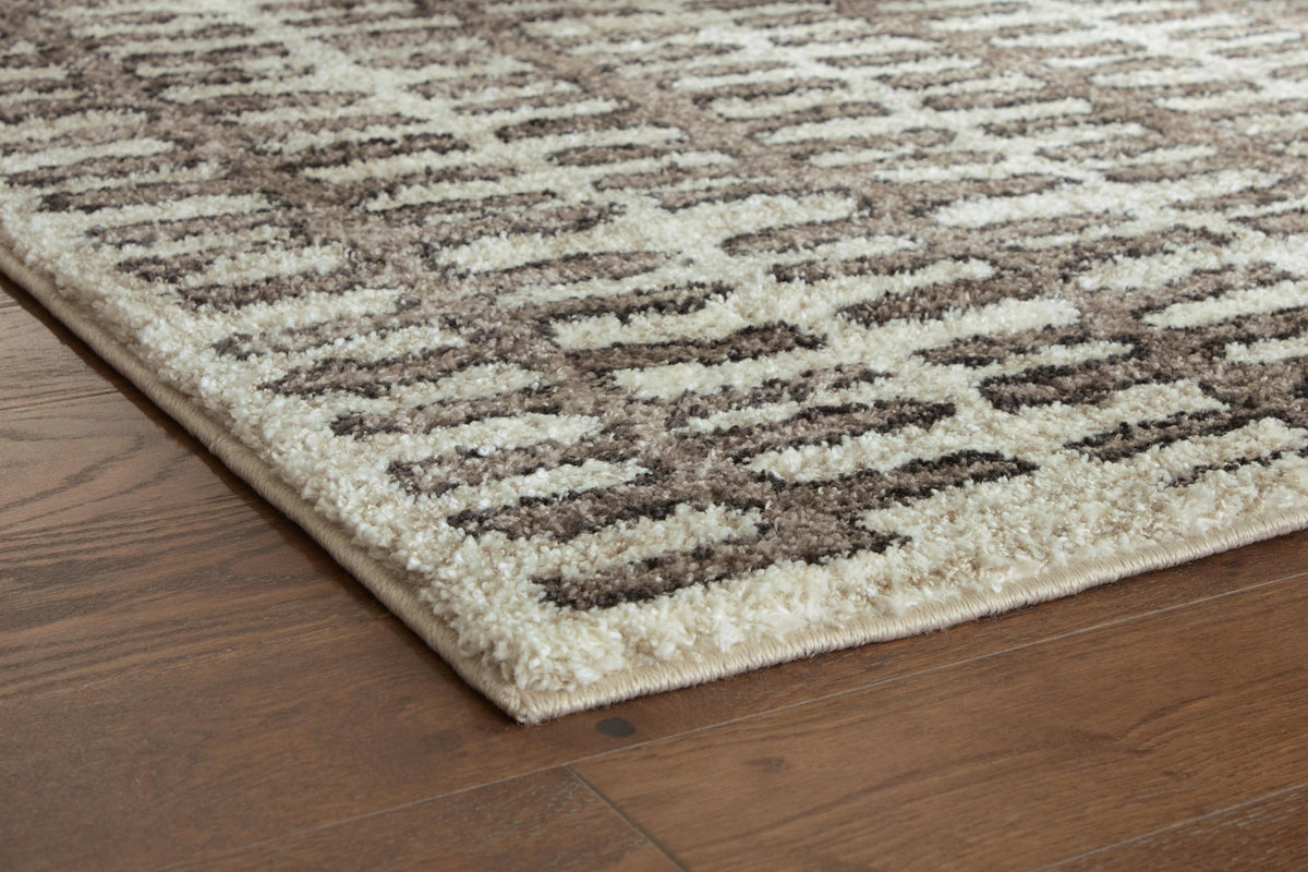 Cartlett Large Rug (R40867-SI) - Image 3