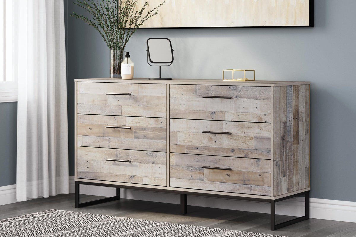 Neilsville Dresser - Whitewash  (EB2320-SI) - Image 7