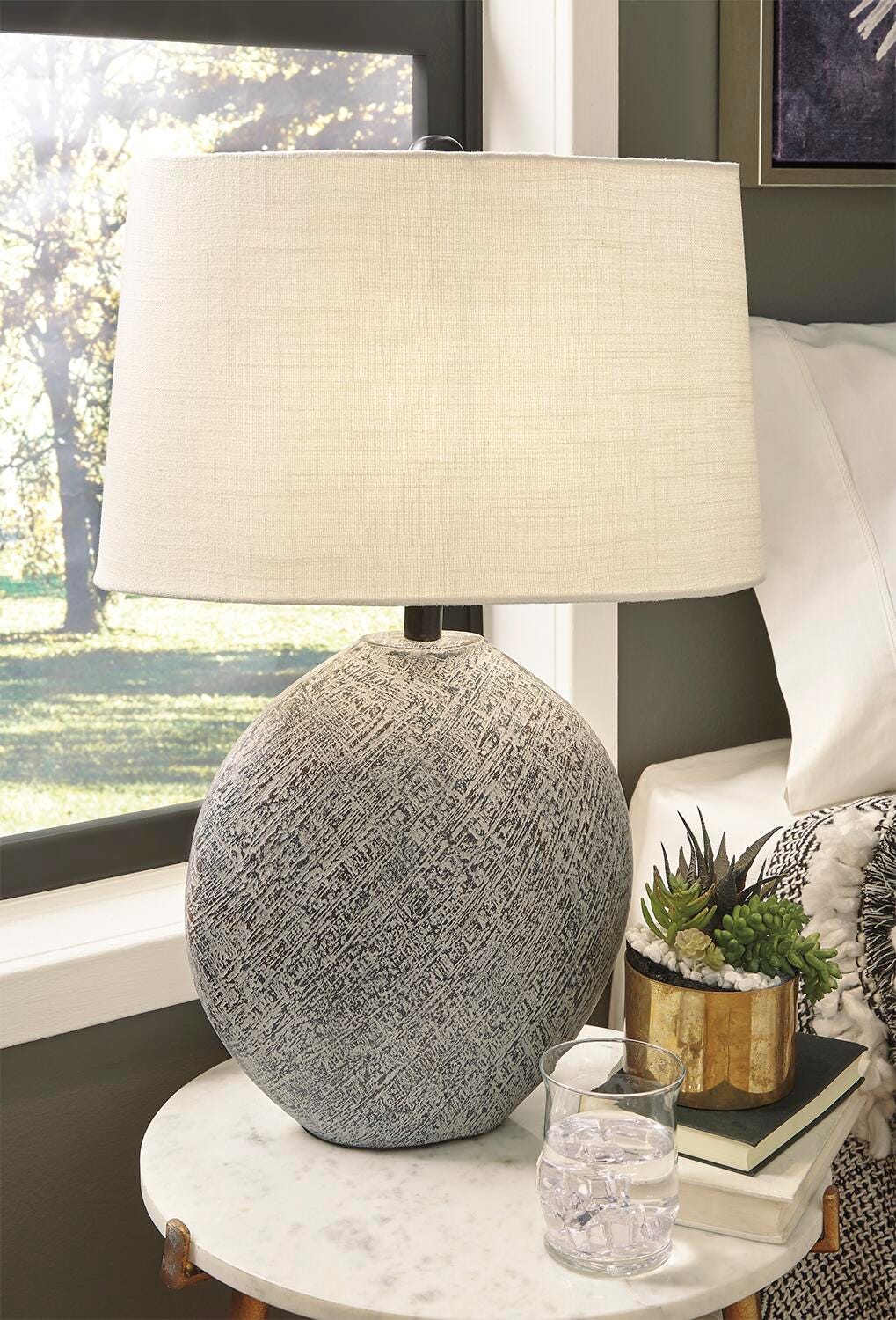 Harif Table Lamp (L235624-SI) - Image 2