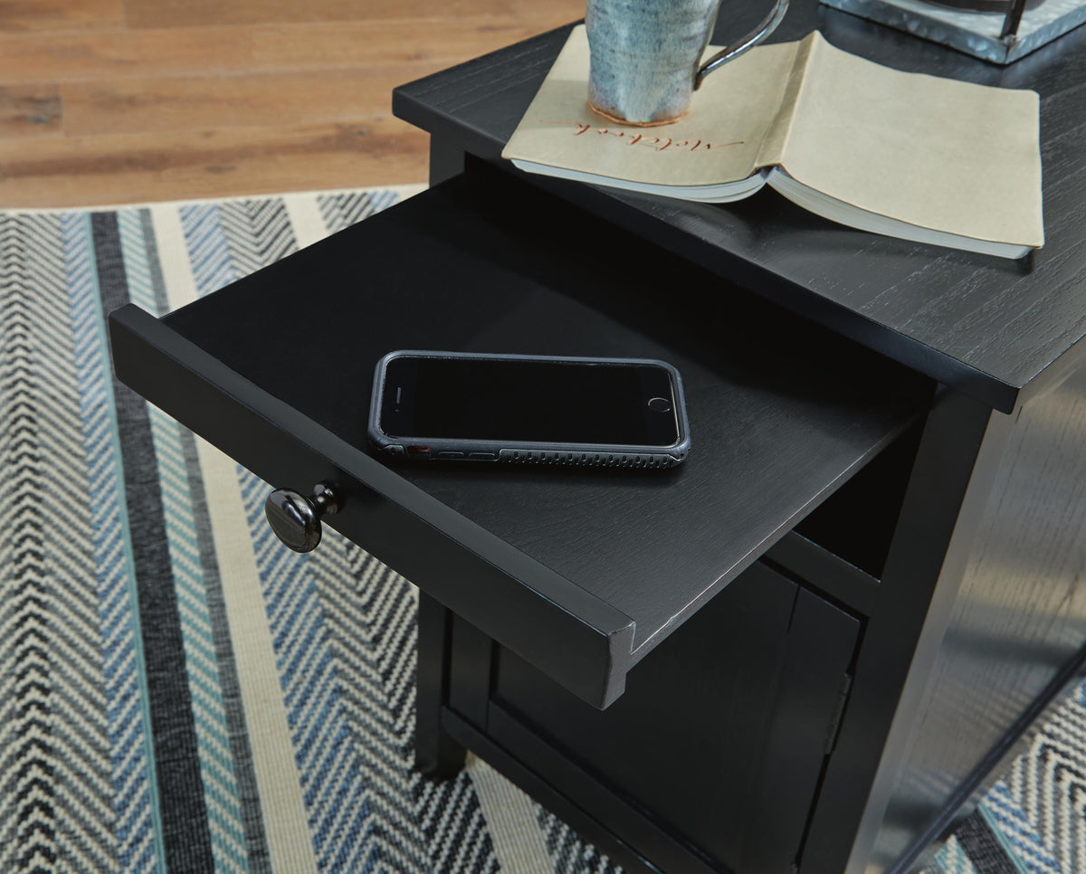 Treytown Chairside End Table - Black  (T300-SI) - Image 8