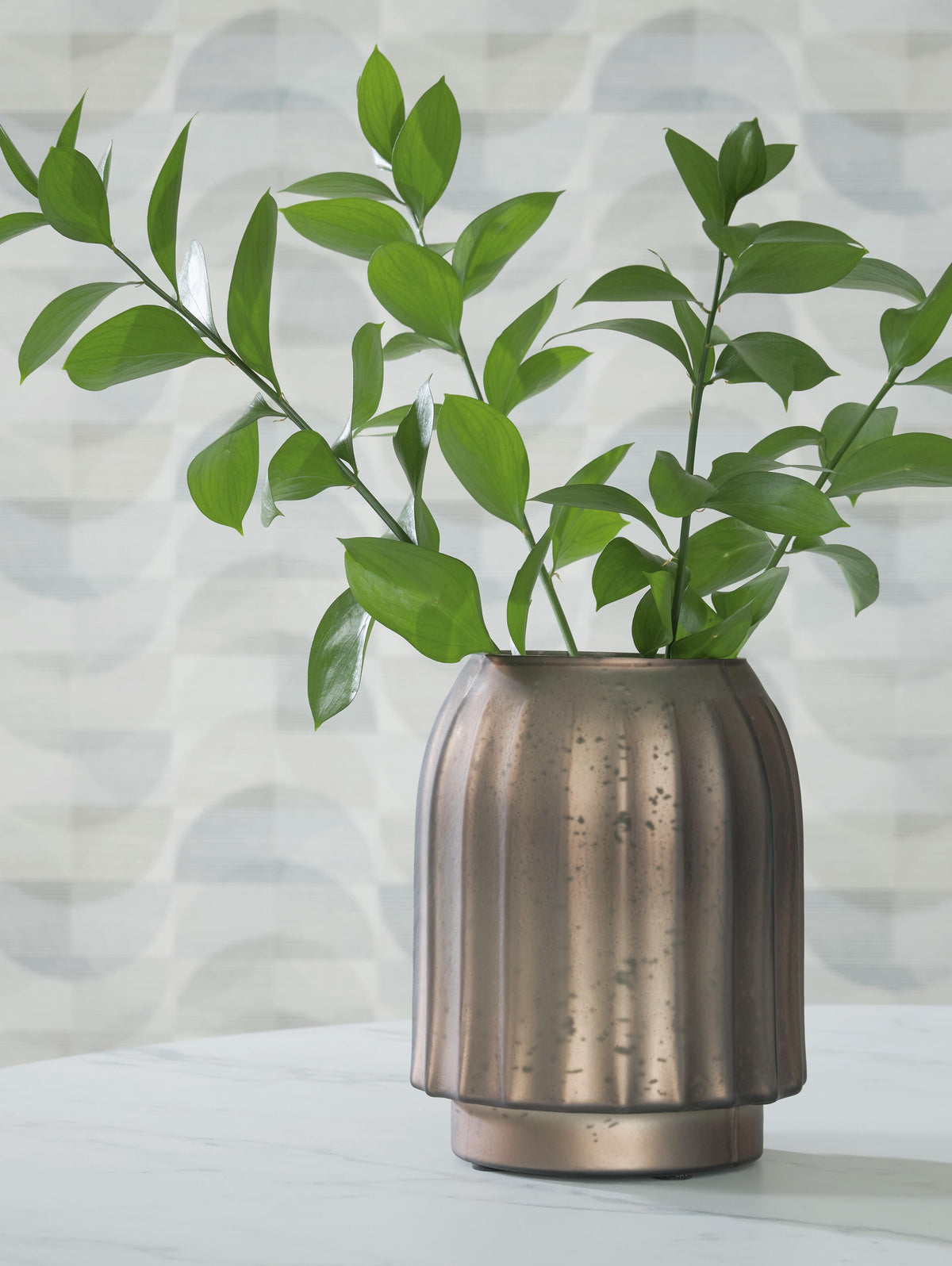 Briarcott Vase (A2000703-SI) - Image 3