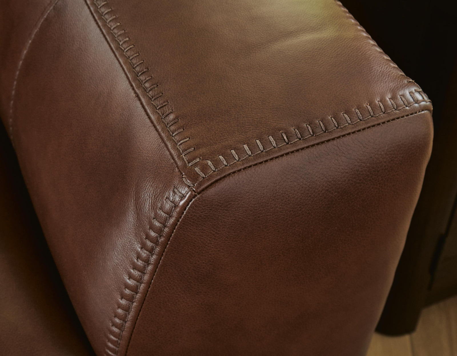 Brogliano Loveseat (PC72907-SI) - Image 13