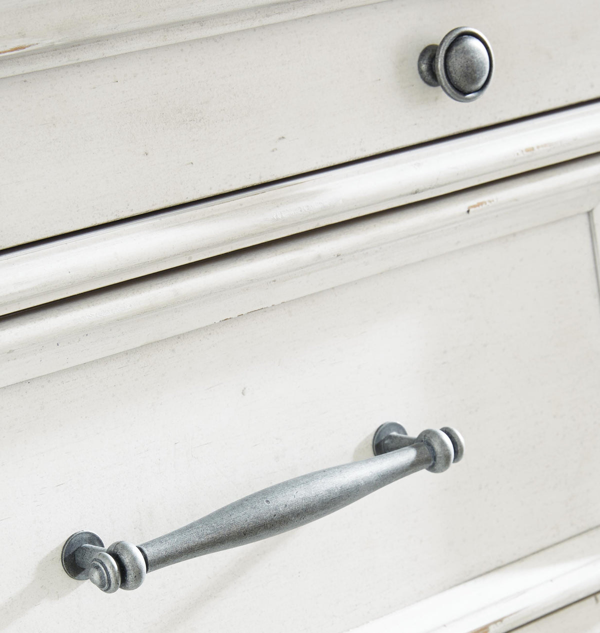 Kanwyn Dresser and Mirror - Whitewash  (B777-SI) - Image 4