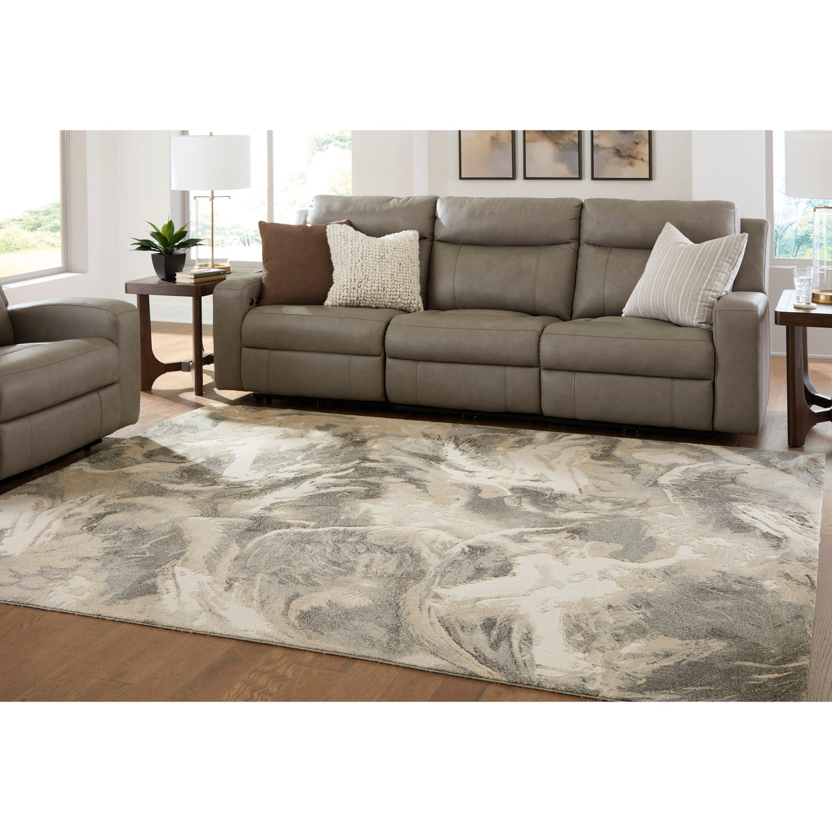 Jairlett Large Rug (R40880-SI) - Image 2
