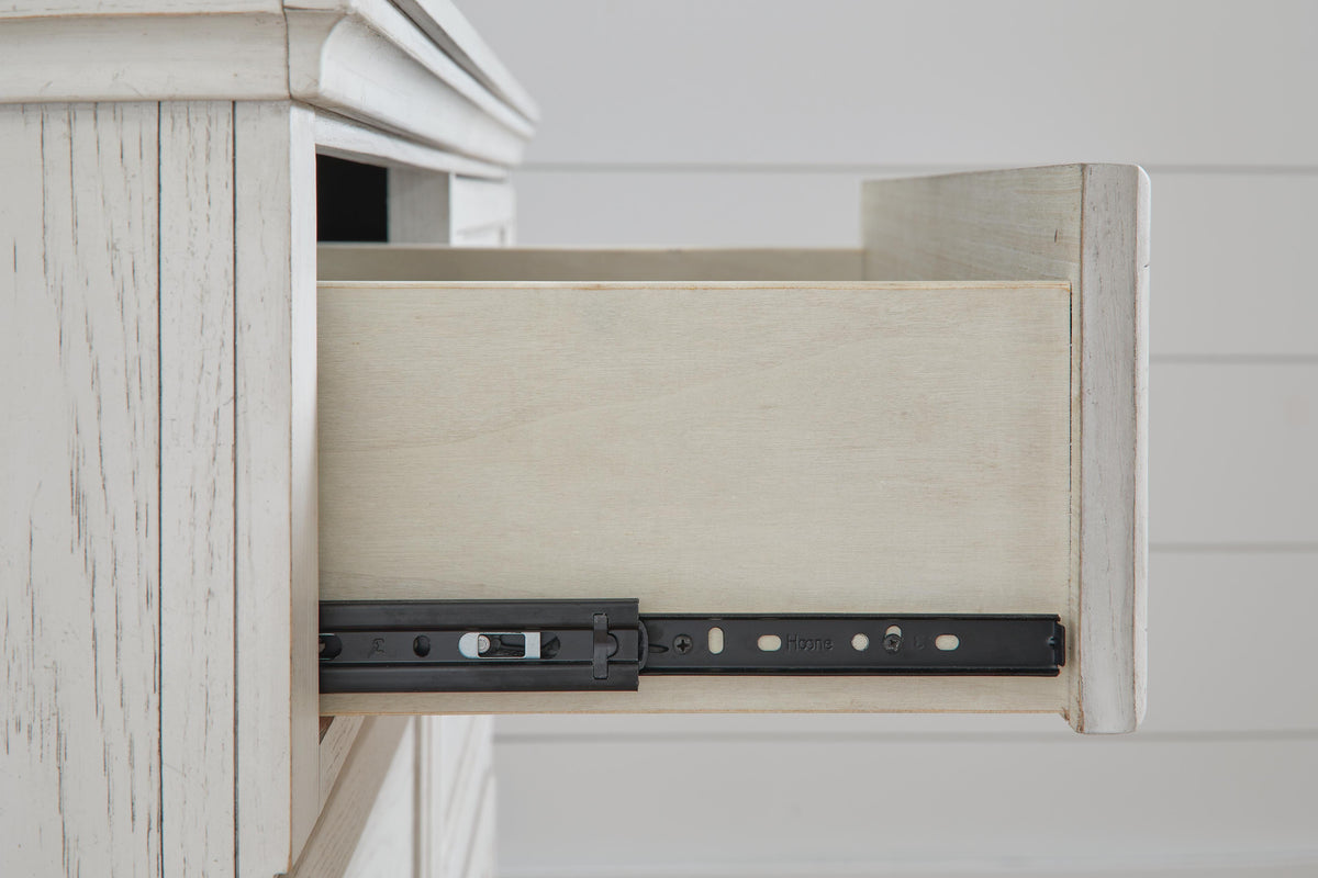 Robbinsdale Dresser (Youth) - Antique White  (B742-SI) - Image 7