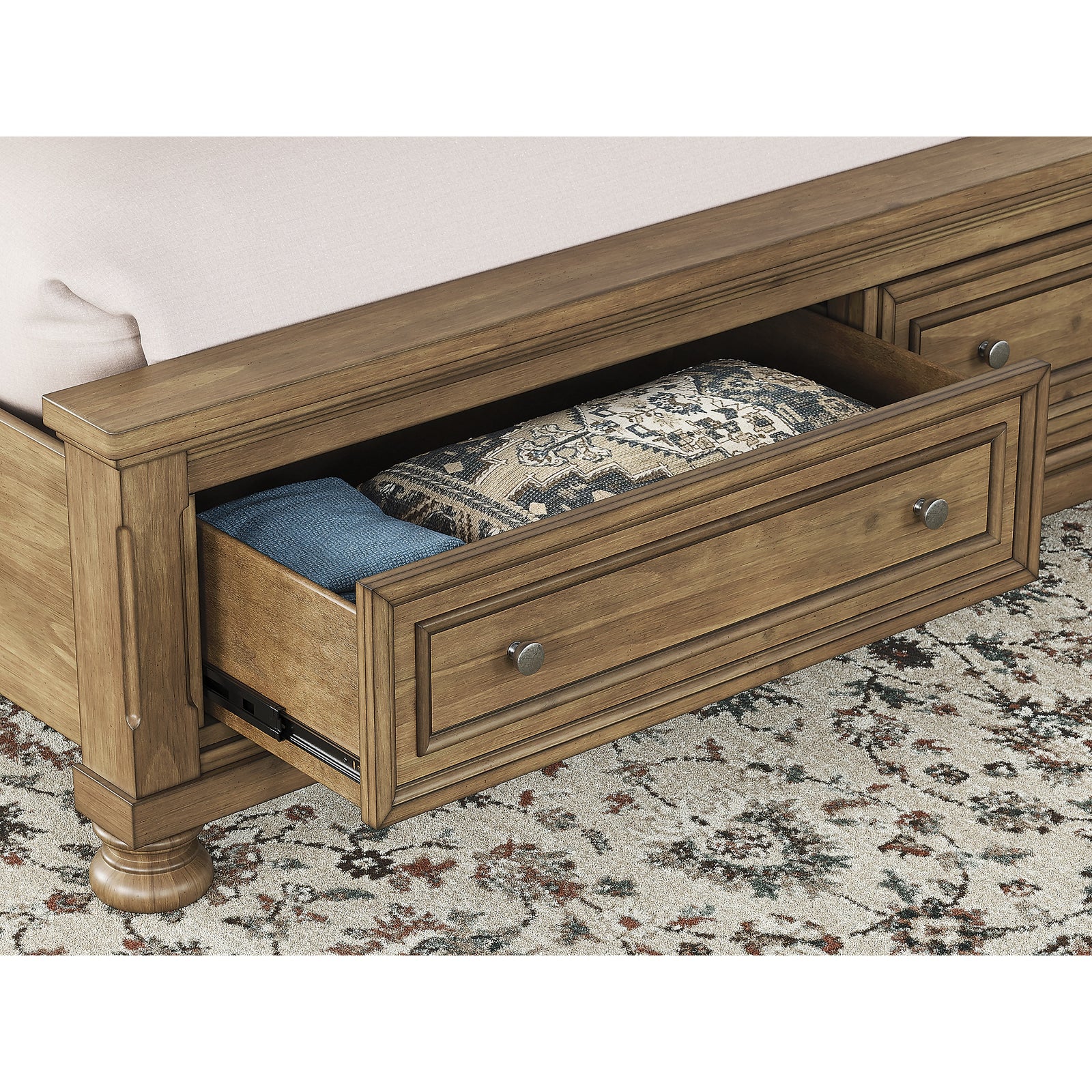 Feddinger King Storage Sleigh Bed (PCB779-SI) - Image 9