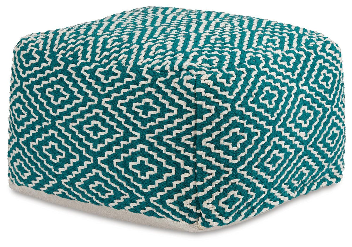 Brynnsen Pouf (A1001055-SI)